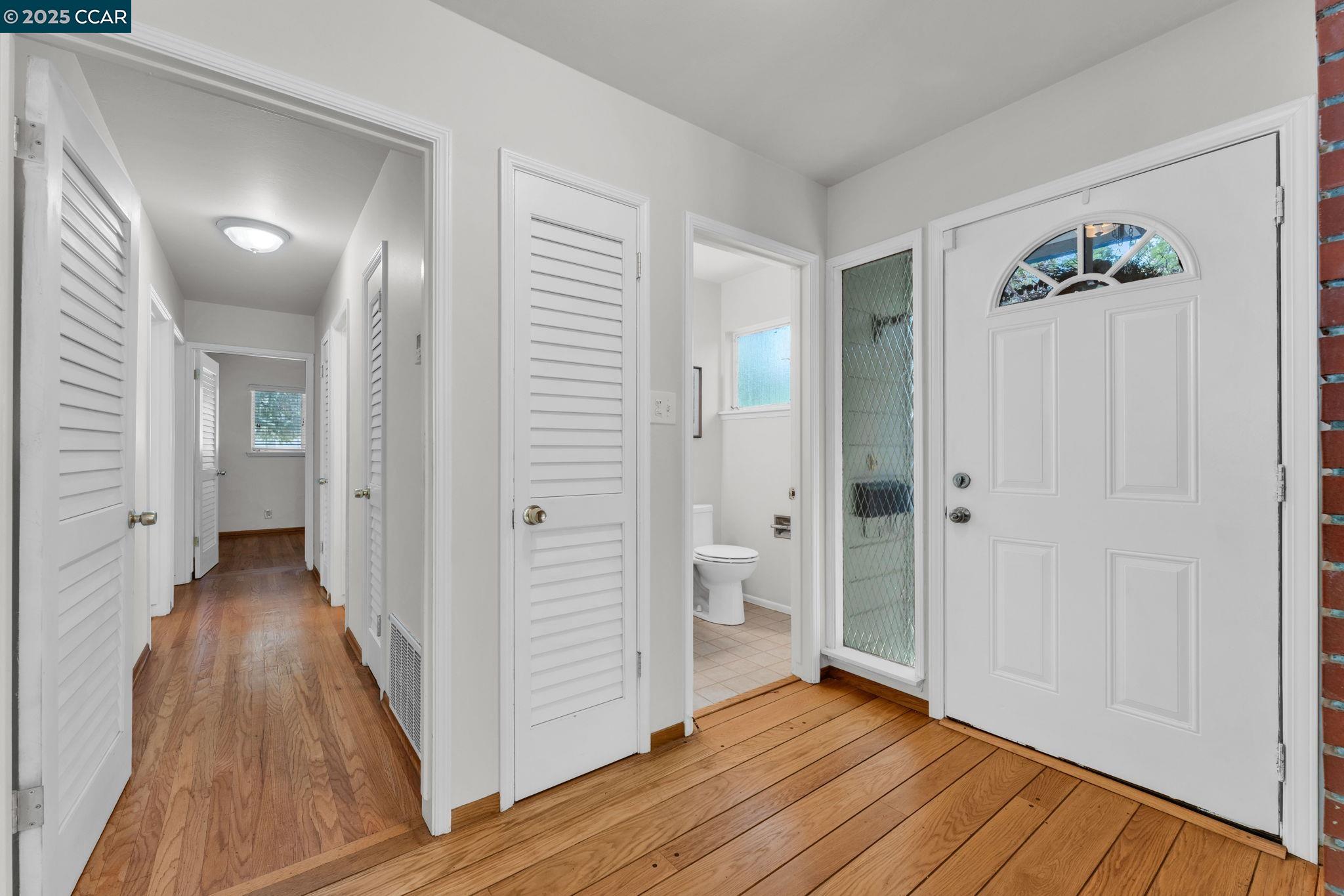 Detail Gallery Image 16 of 36 For 1540 Brentwood Court, Walnut Creek,  CA 94595 - 3 Beds | 1/1 Baths