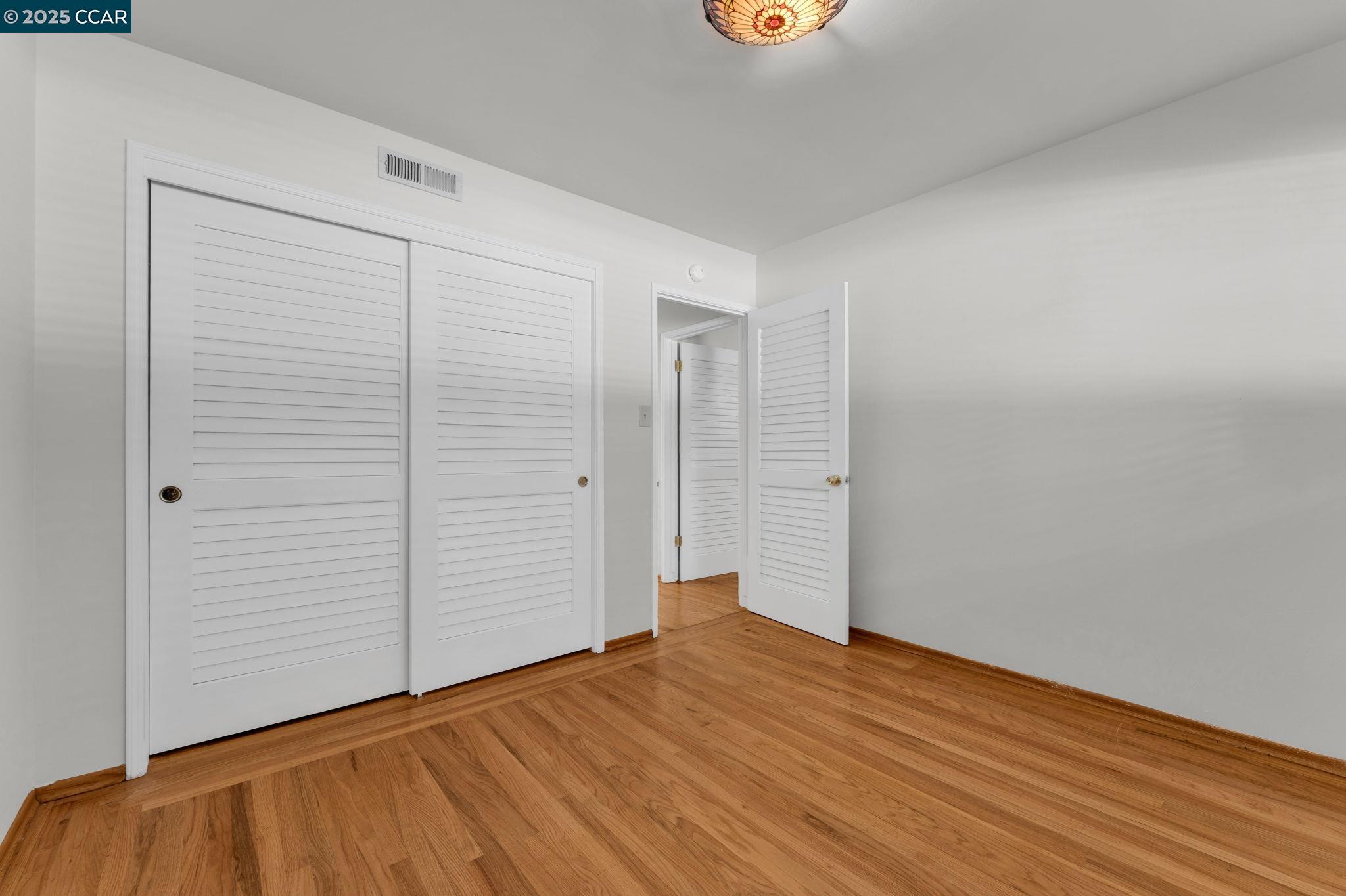 Detail Gallery Image 18 of 36 For 1540 Brentwood Court, Walnut Creek,  CA 94595 - 3 Beds | 1/1 Baths