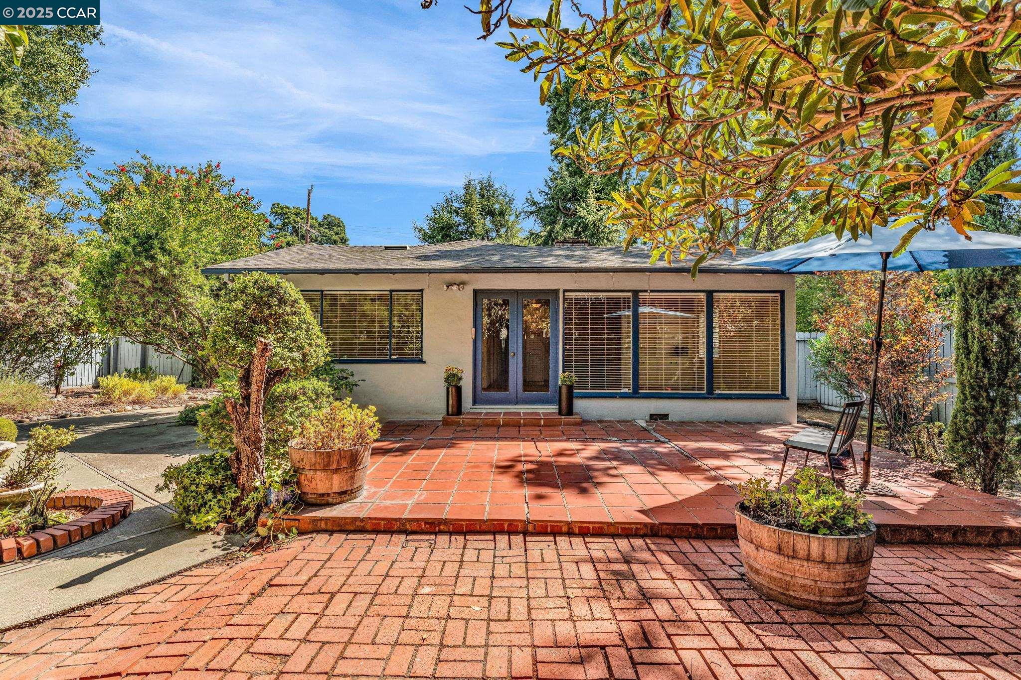 Detail Gallery Image 26 of 36 For 1540 Brentwood Court, Walnut Creek,  CA 94595 - 3 Beds | 1/1 Baths