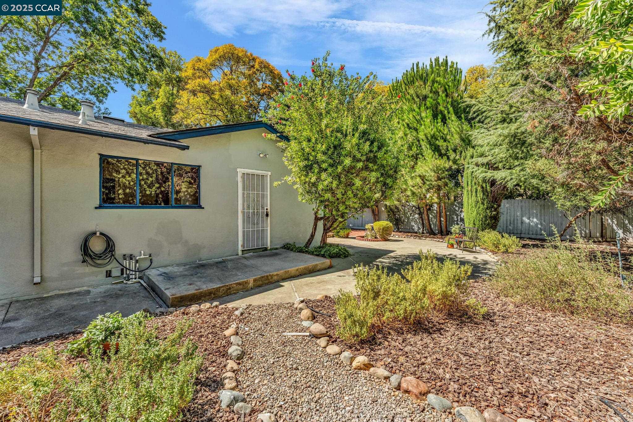 Detail Gallery Image 36 of 36 For 1540 Brentwood Court, Walnut Creek,  CA 94595 - 3 Beds | 1/1 Baths