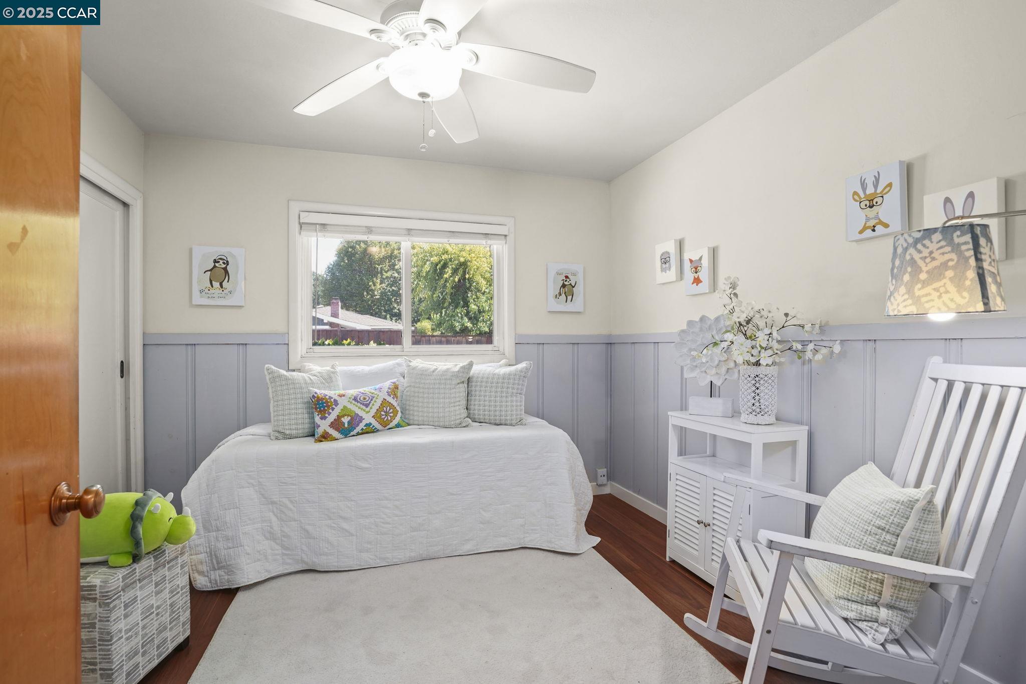 Detail Gallery Image 14 of 41 For 8 Laurel Court, Martinez,  CA 94553 - 3 Beds | 1/1 Baths