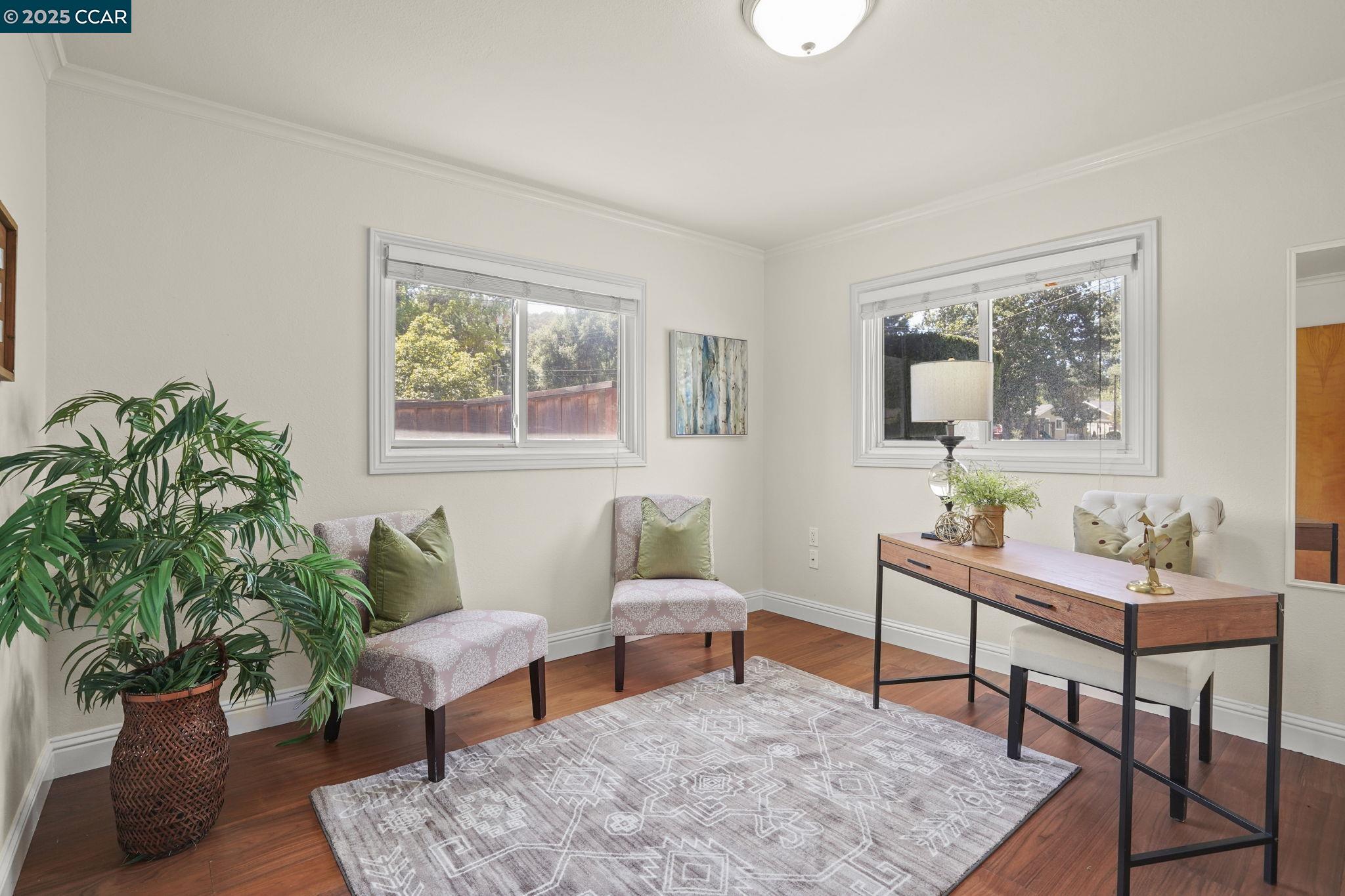 Detail Gallery Image 15 of 41 For 8 Laurel Court, Martinez,  CA 94553 - 3 Beds | 1/1 Baths