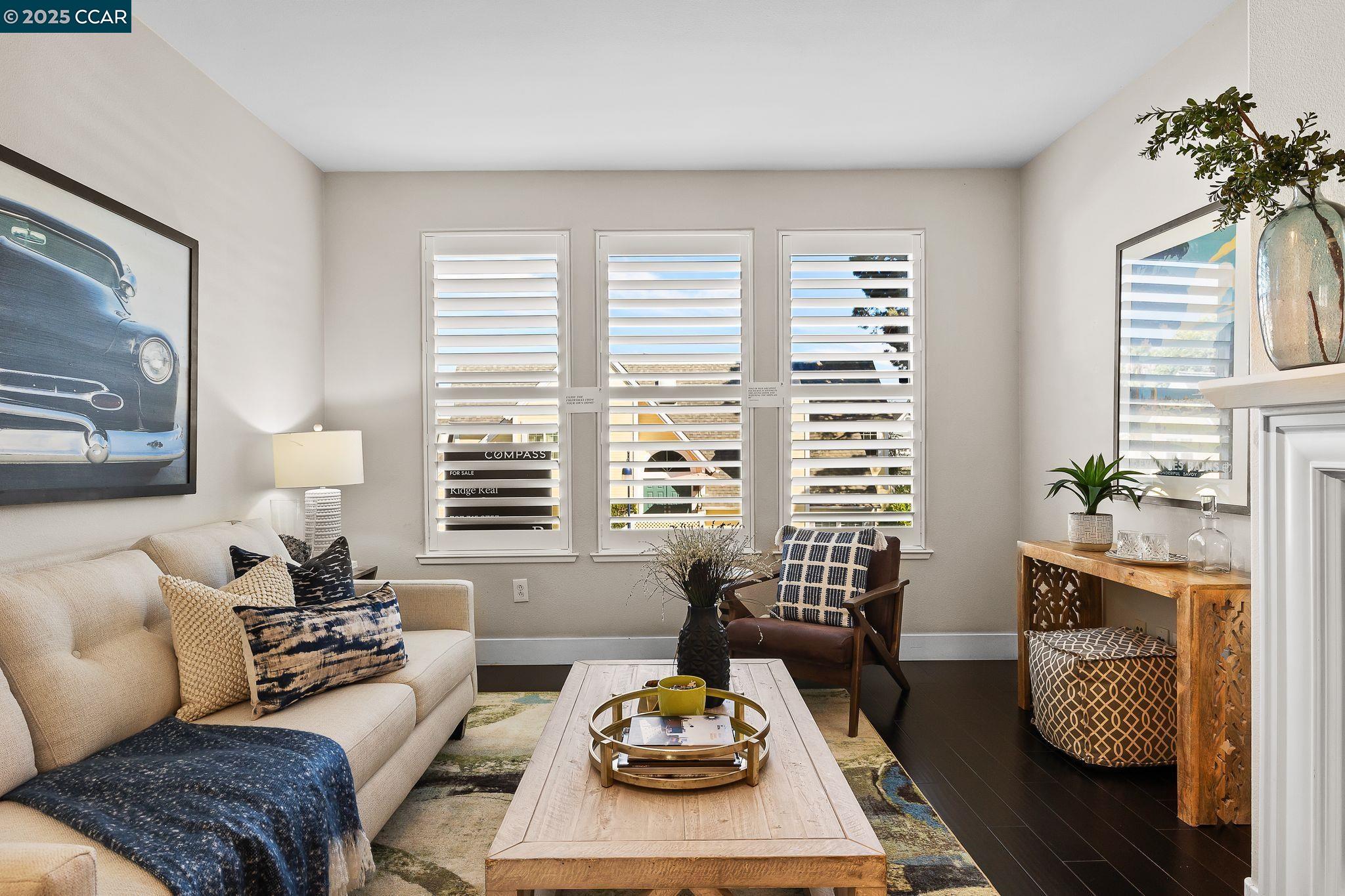 Detail Gallery Image 2 of 59 For 239 Marina Village Rd, Benicia,  CA 94510 - 4 Beds | 2/1 Baths