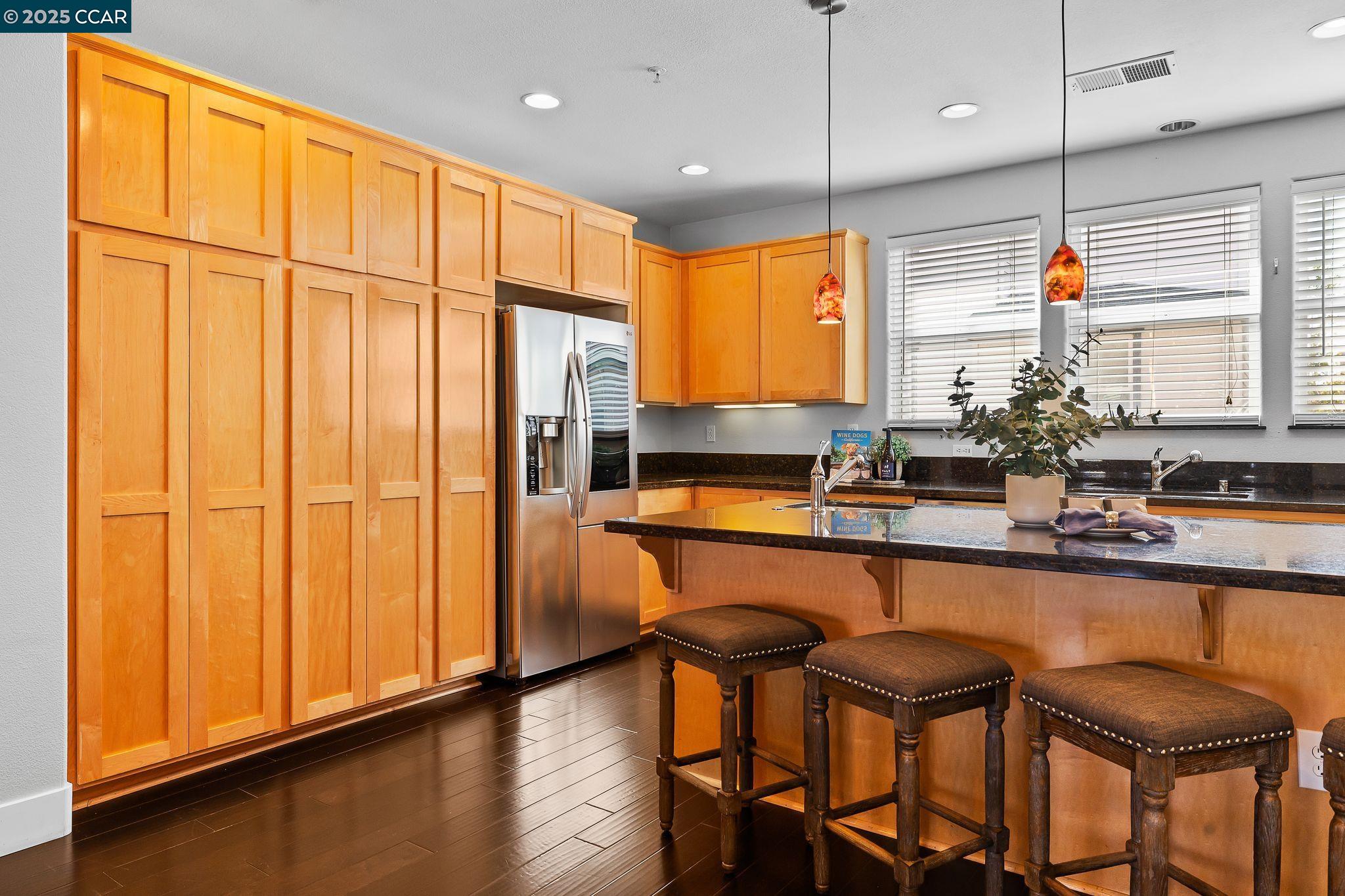 Detail Gallery Image 14 of 59 For 239 Marina Village Rd, Benicia,  CA 94510 - 4 Beds | 2/1 Baths