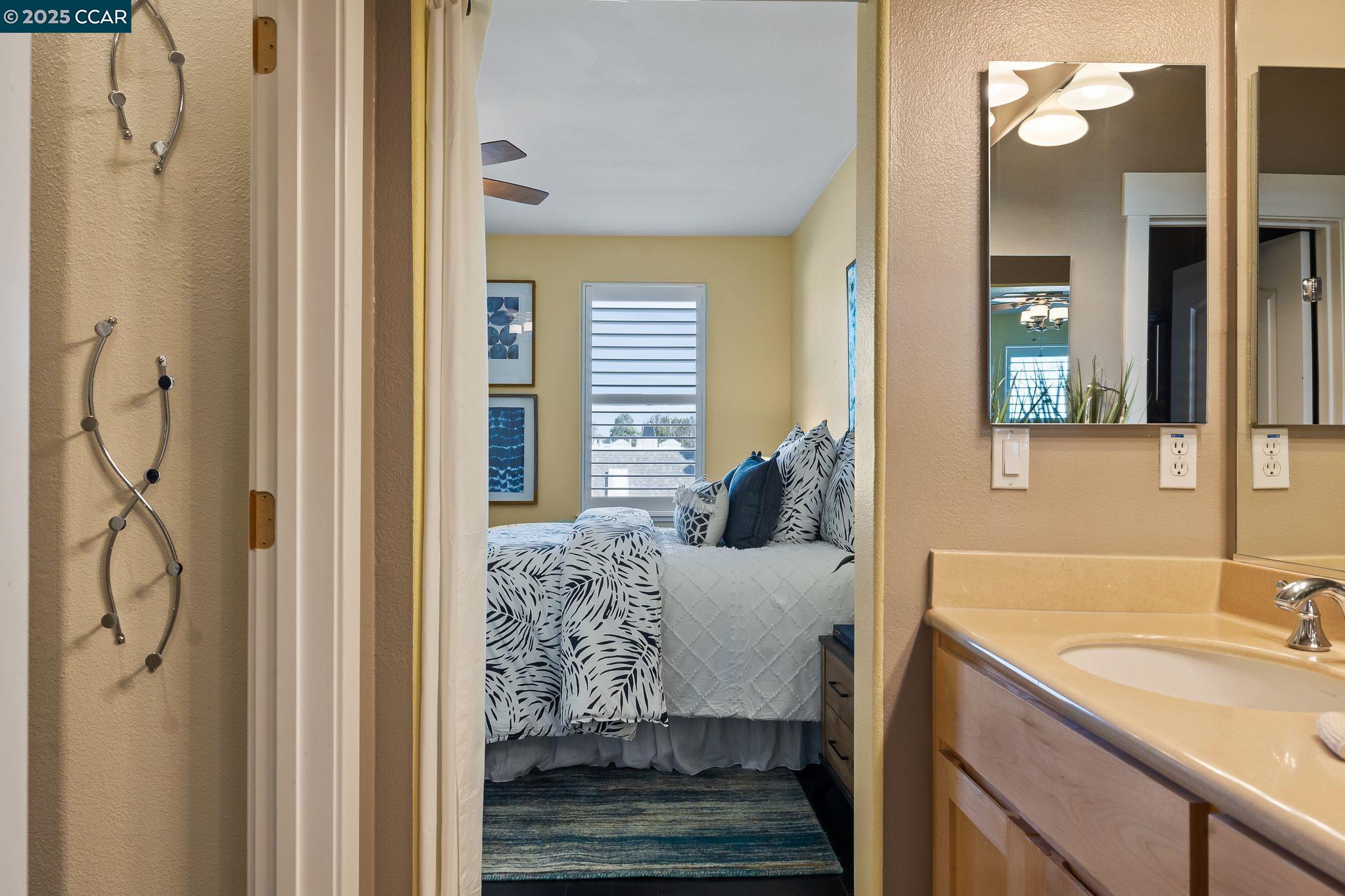 Detail Gallery Image 31 of 59 For 239 Marina Village Rd, Benicia,  CA 94510 - 4 Beds | 2/1 Baths