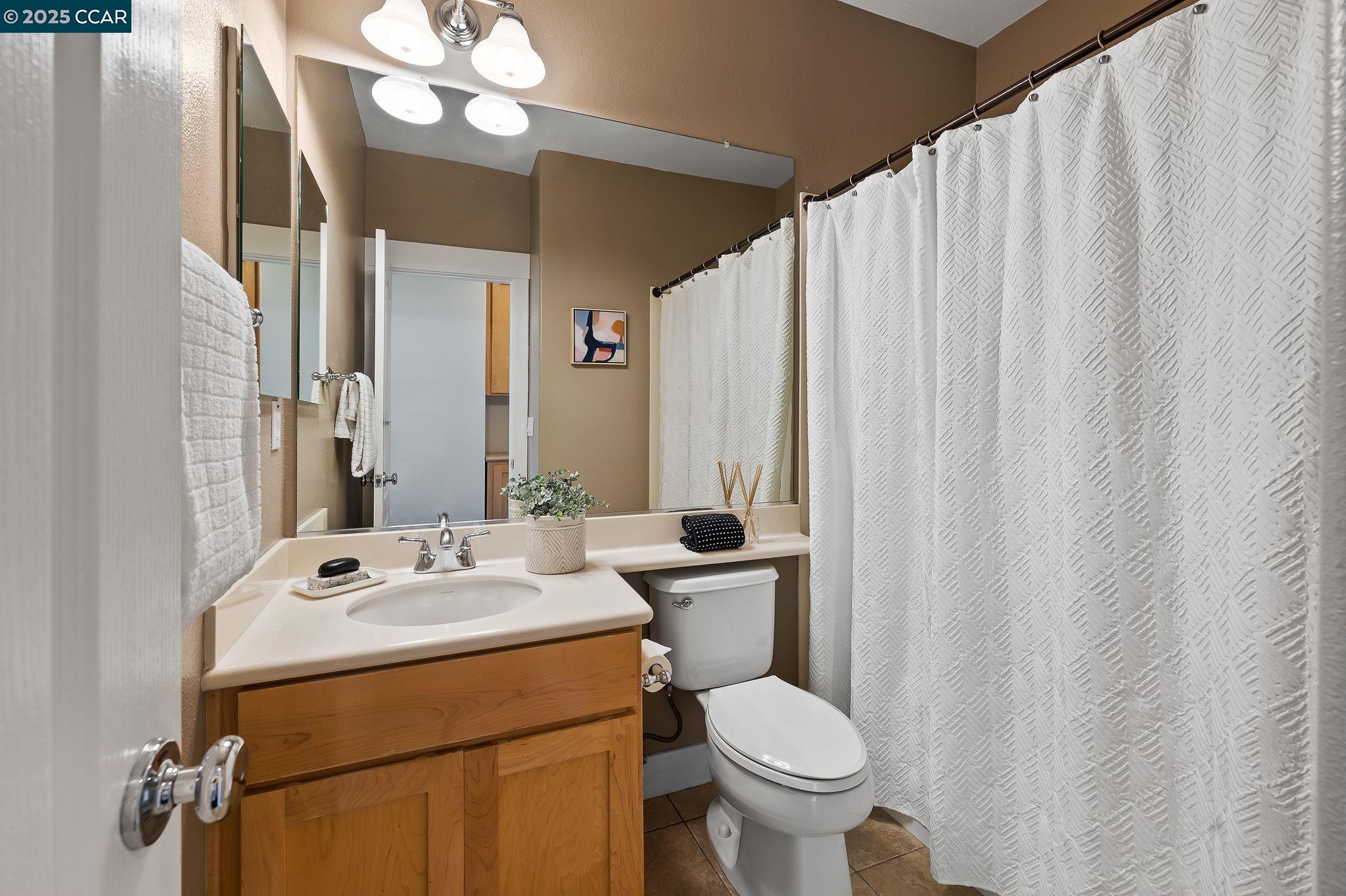 Detail Gallery Image 34 of 59 For 239 Marina Village Rd, Benicia,  CA 94510 - 4 Beds | 2/1 Baths