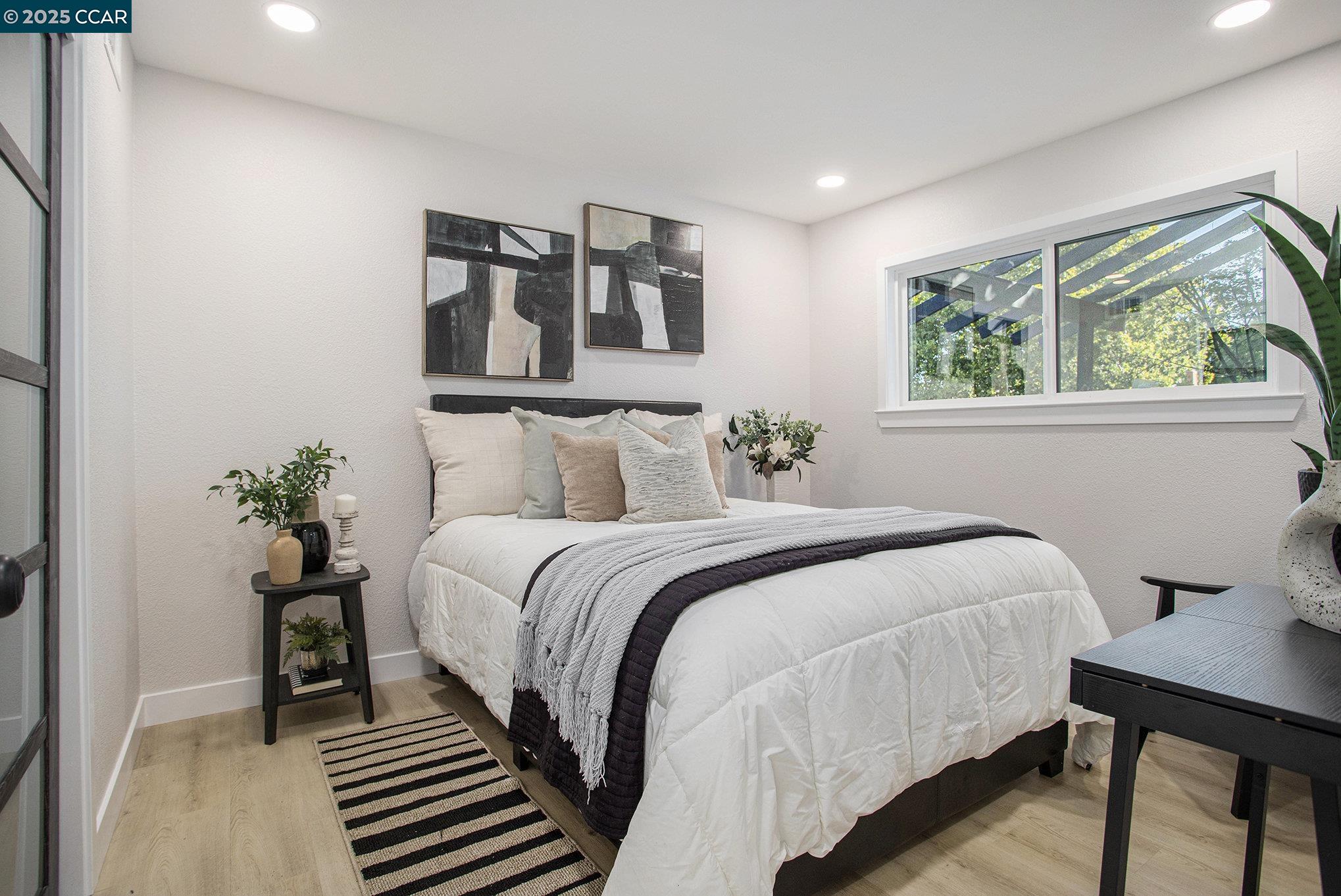 Detail Gallery Image 20 of 28 For 1835 Carriage Dr, Walnut Creek,  CA 94598 - 4 Beds | 2 Baths
