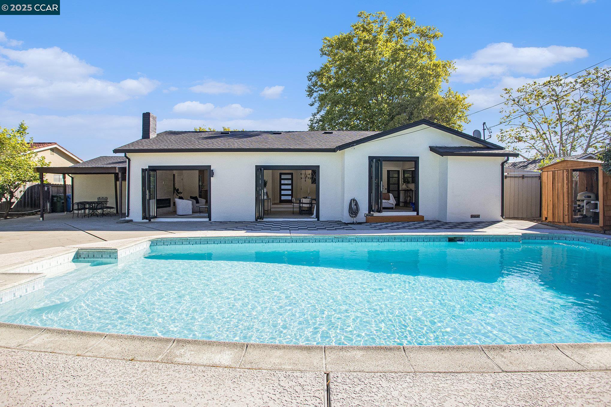 Detail Gallery Image 23 of 28 For 1835 Carriage Dr, Walnut Creek,  CA 94598 - 4 Beds | 2 Baths
