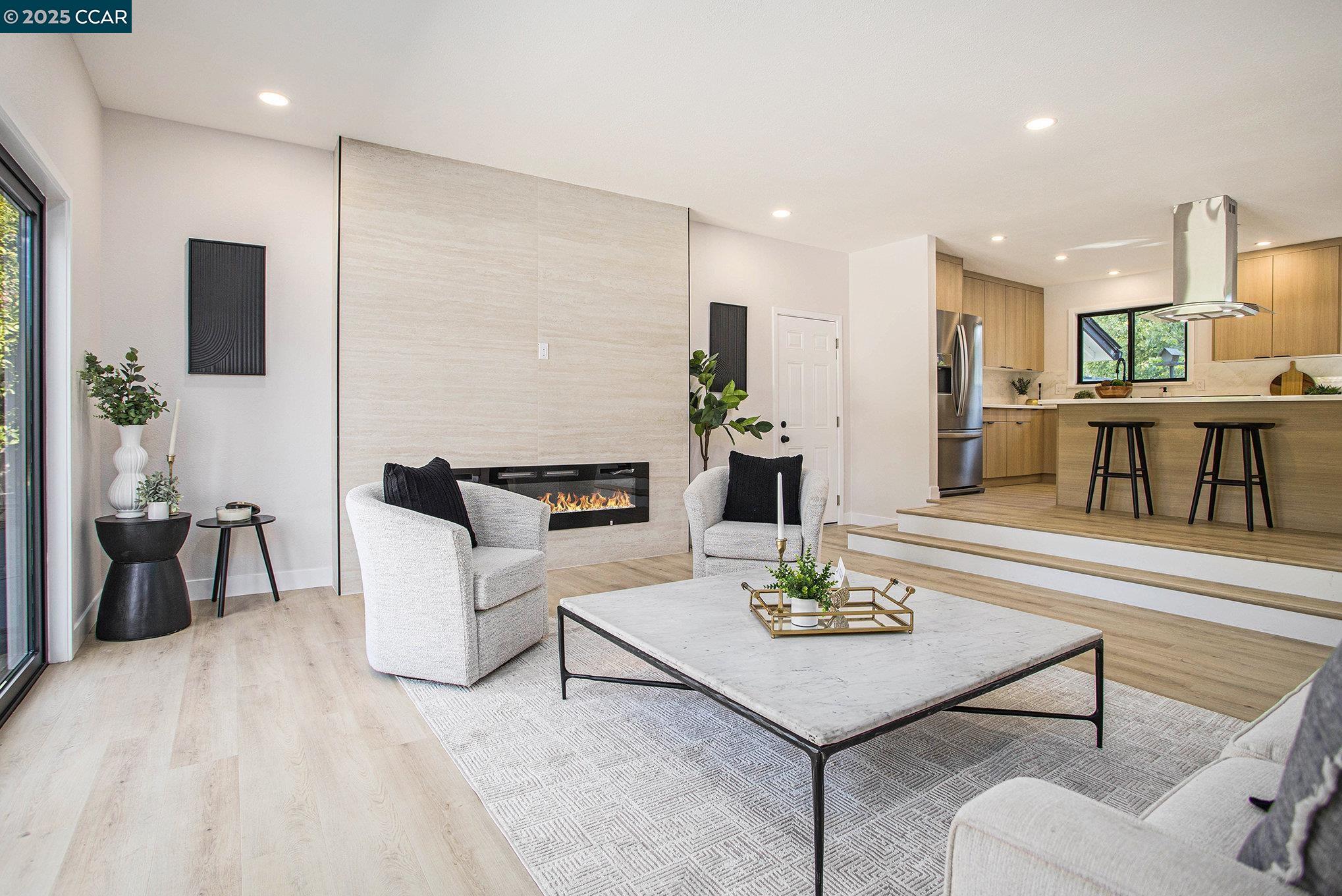 Detail Gallery Image 8 of 28 For 1835 Carriage Dr, Walnut Creek,  CA 94598 - 4 Beds | 2 Baths