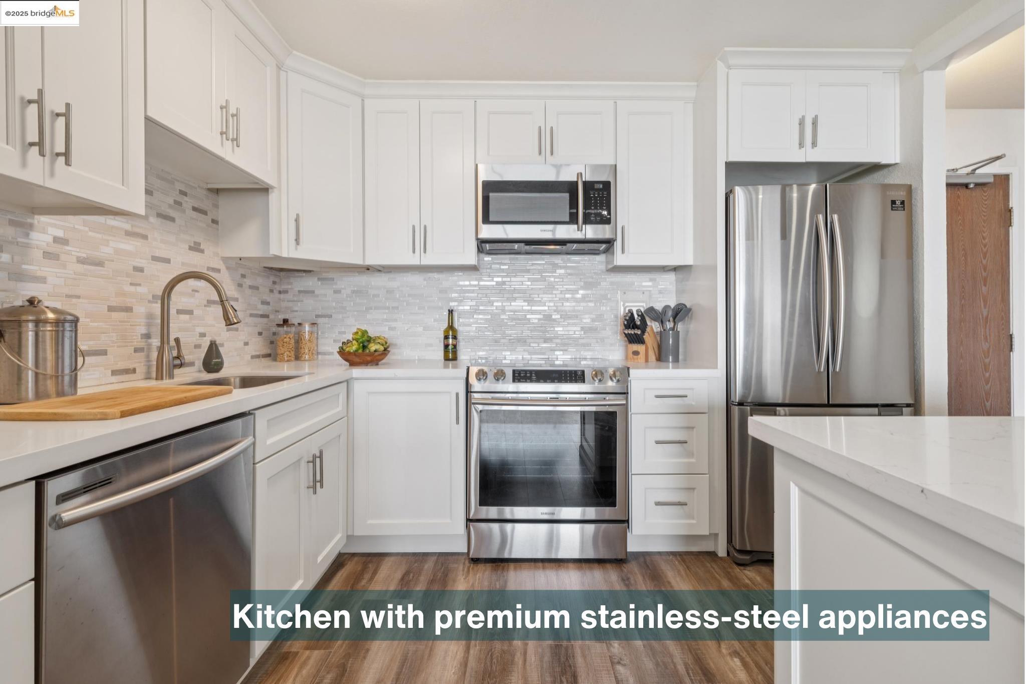 Detail Gallery Image 16 of 60 For 555 Pierce St #203,  Albany,  CA 94706 - 1 Beds | 1 Baths