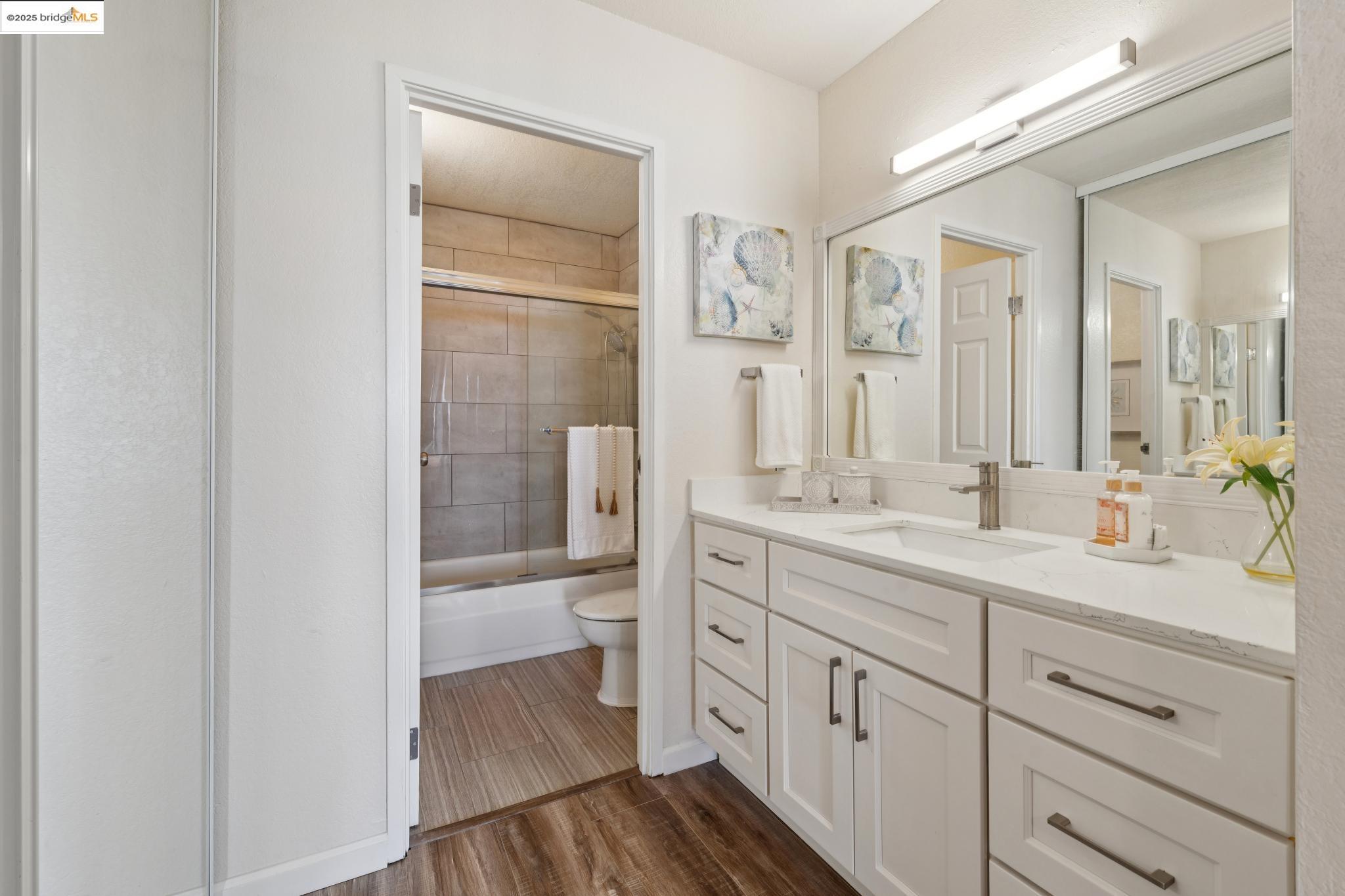 Detail Gallery Image 28 of 60 For 555 Pierce St #203,  Albany,  CA 94706 - 1 Beds | 1 Baths