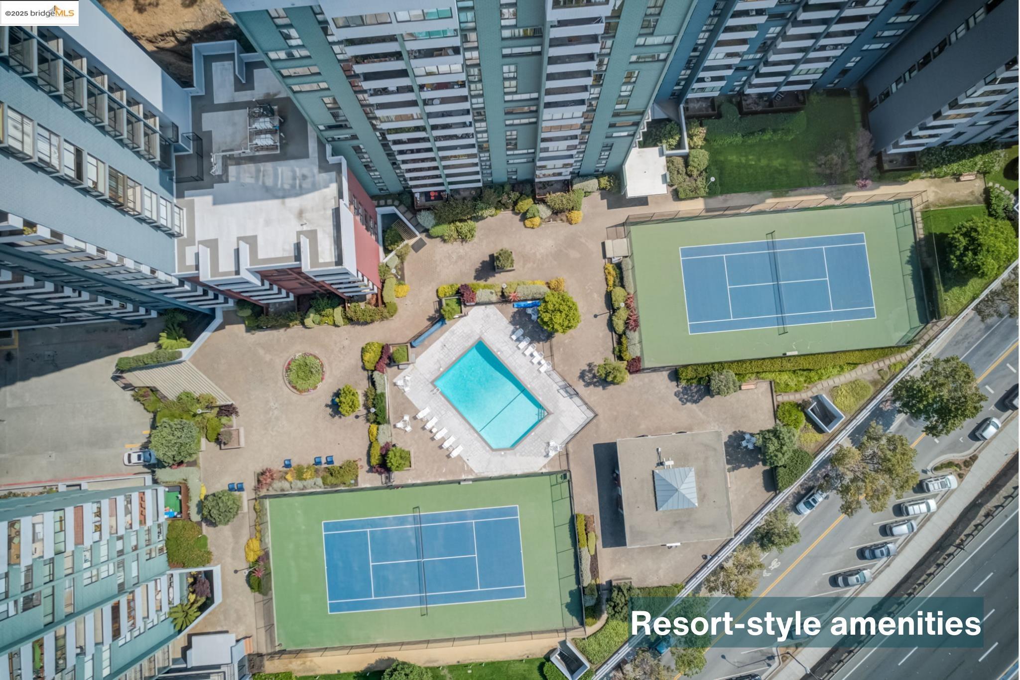 Detail Gallery Image 58 of 60 For 555 Pierce St #203,  Albany,  CA 94706 - 1 Beds | 1 Baths