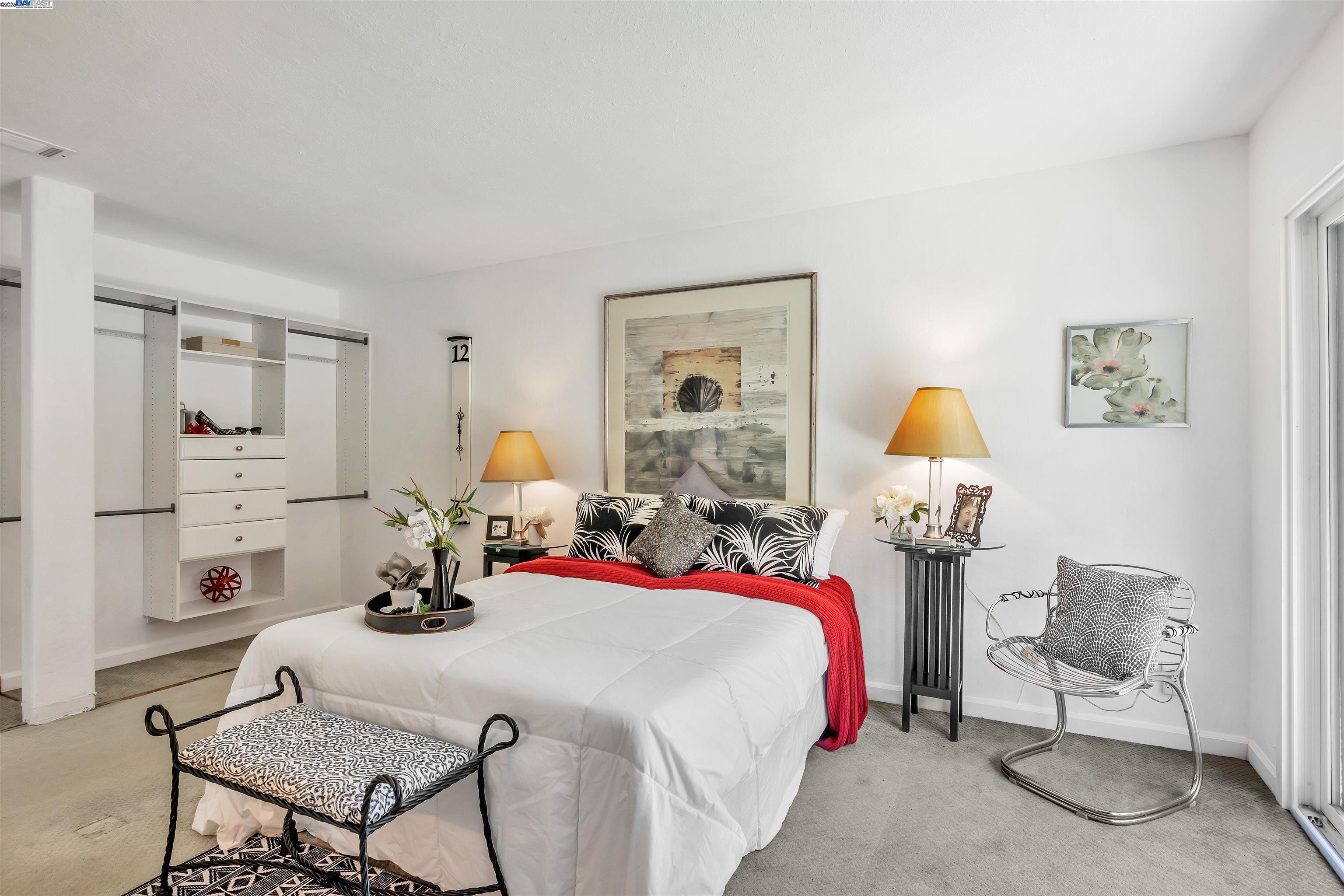 Detail Gallery Image 21 of 27 For 22561 Mossy Rock Dr, Hayward,  CA 94541 - 3 Beds | 2 Baths