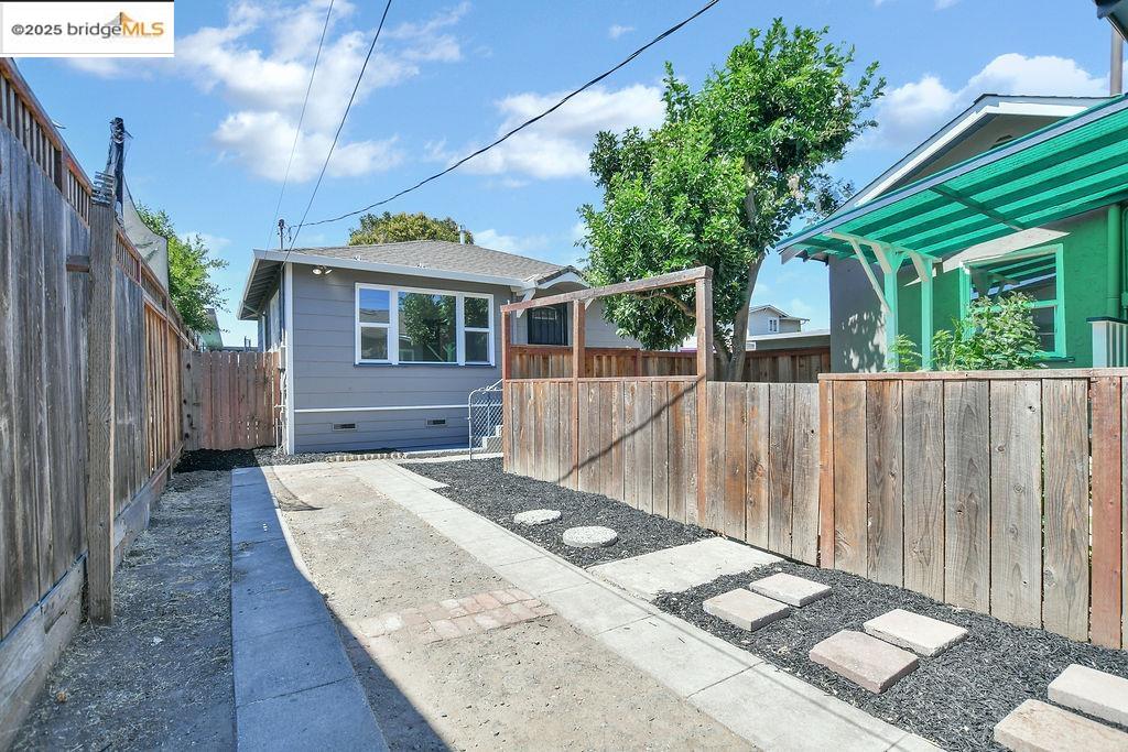 Detail Gallery Image 26 of 42 For 1012 G Street, Antioch,  CA 94509-1617 - – Beds | – Baths