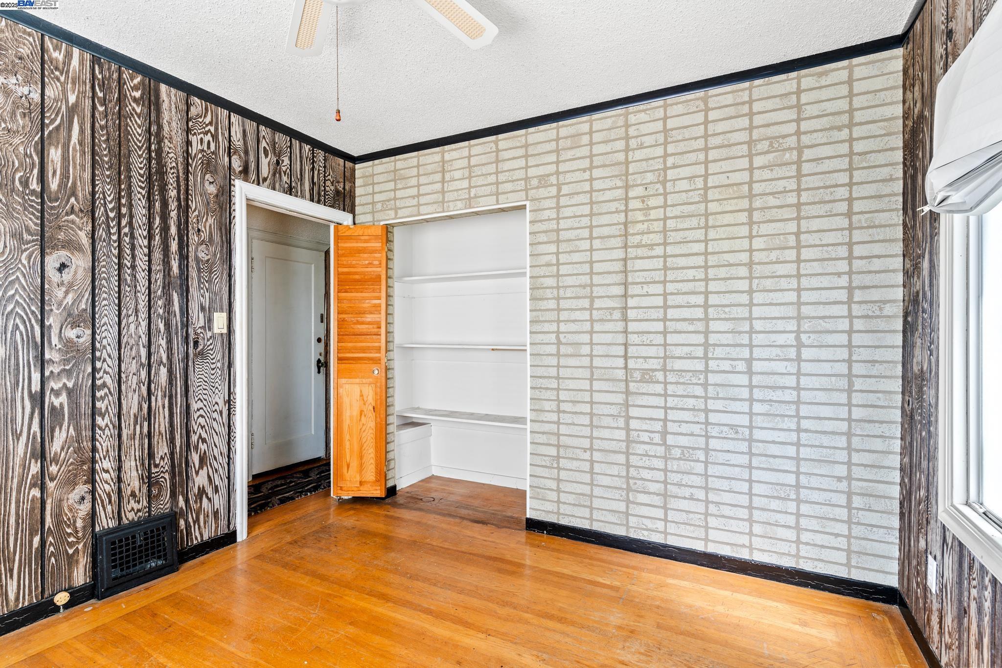 Detail Gallery Image 15 of 29 For 4616 Meldon Ave, Oakland,  CA 94619 - 1 Beds | 2 Baths