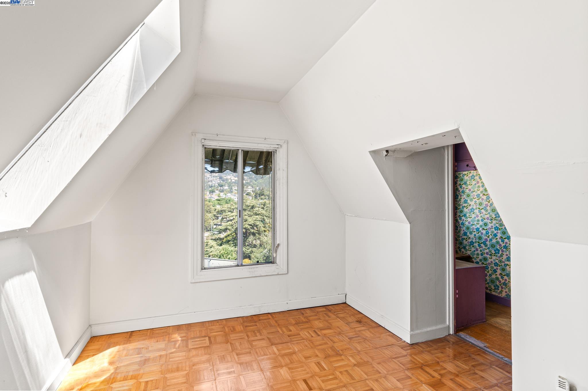Detail Gallery Image 28 of 29 For 4616 Meldon Ave, Oakland,  CA 94619 - 1 Beds | 2 Baths