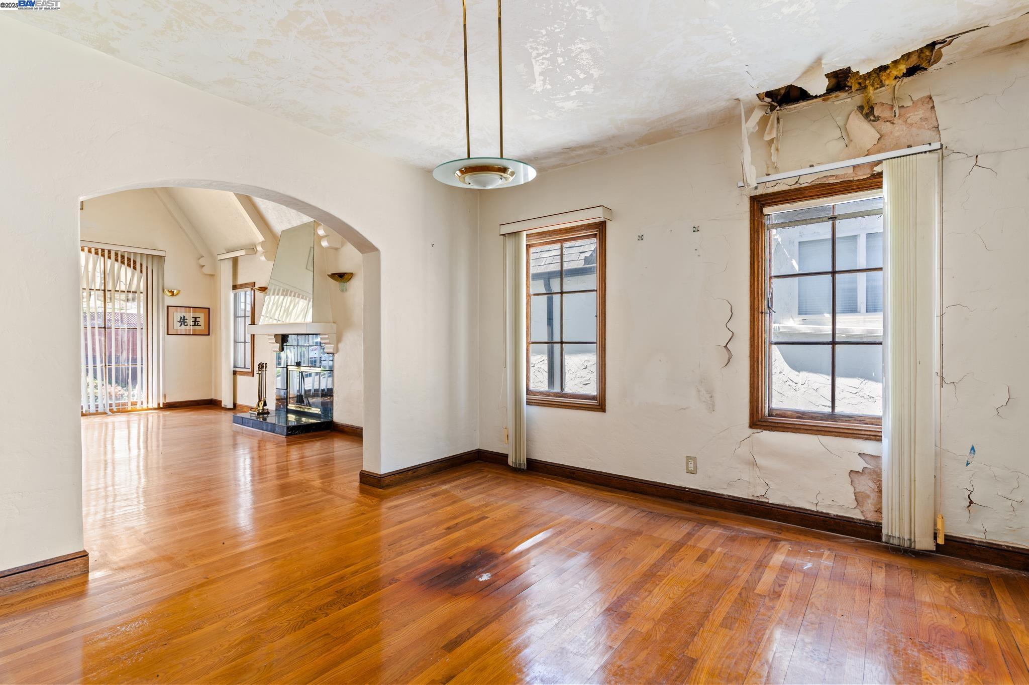 Detail Gallery Image 8 of 29 For 4616 Meldon Ave, Oakland,  CA 94619 - 1 Beds | 2 Baths