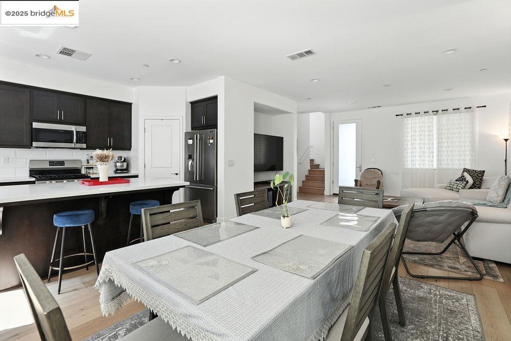 Detail Gallery Image 12 of 42 For 863 Lookout Street, Richmond,  CA 94804 - 3 Beds | 2/1 Baths