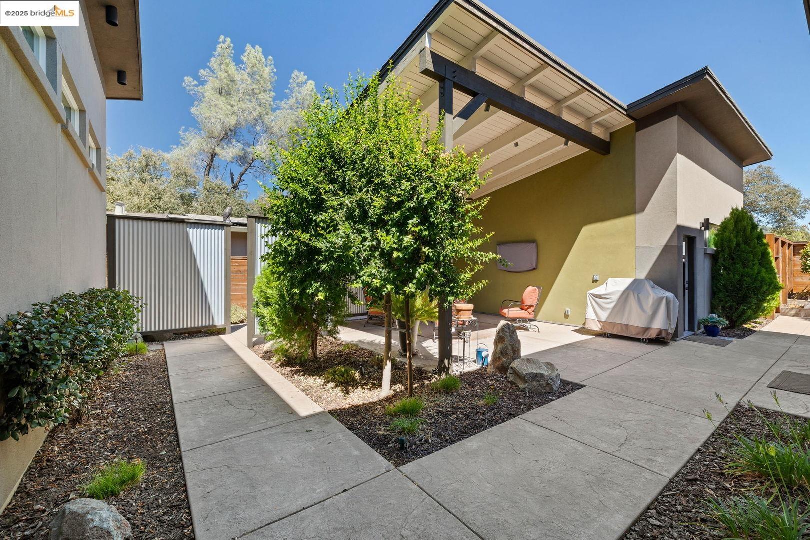 Detail Gallery Image 28 of 43 For 18972 Old Bridge Rd, Jamestown,  CA 95327 - 3 Beds | 2 Baths