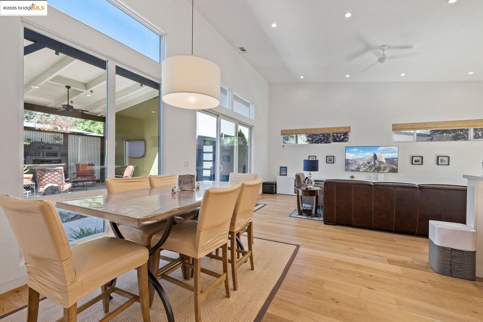 Detail Gallery Image 8 of 43 For 18972 Old Bridge Rd, Jamestown,  CA 95327 - 3 Beds | 2 Baths