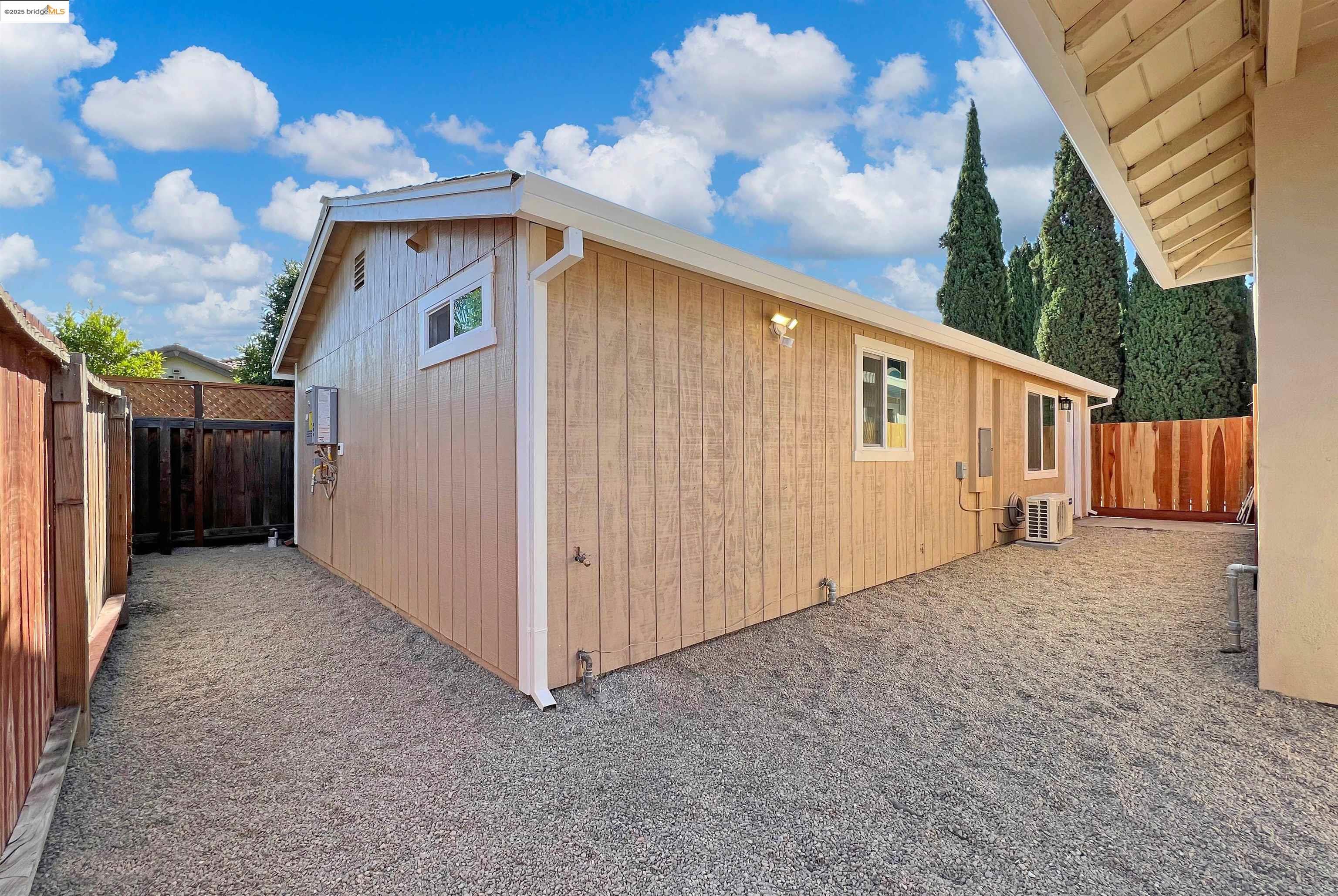 Detail Gallery Image 8 of 8 For 1378 Windsor Way #B, Brentwood,  CA 94513-9999 - 3 Beds | 1 Baths