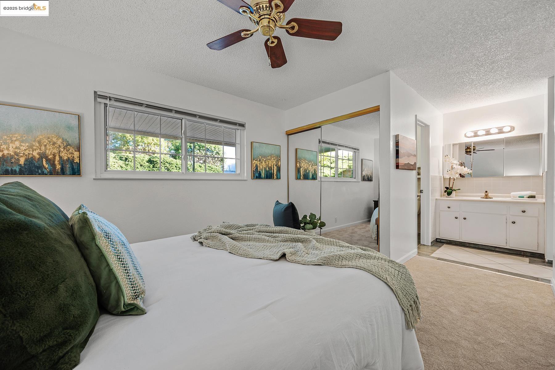Detail Gallery Image 13 of 49 For 1441 Wallace Ct, Pinole,  CA 94564 - 3 Beds | 2 Baths