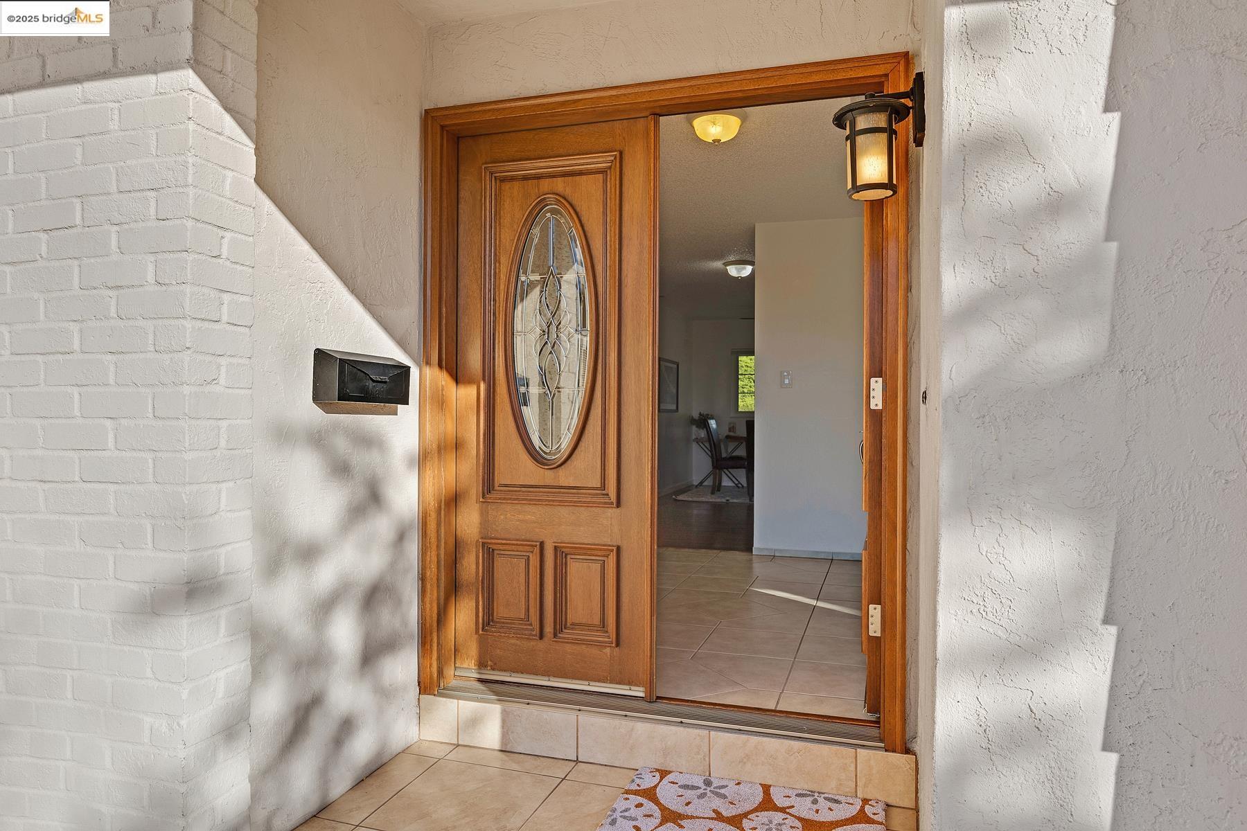 Detail Gallery Image 16 of 49 For 1441 Wallace Ct, Pinole,  CA 94564 - 3 Beds | 2 Baths