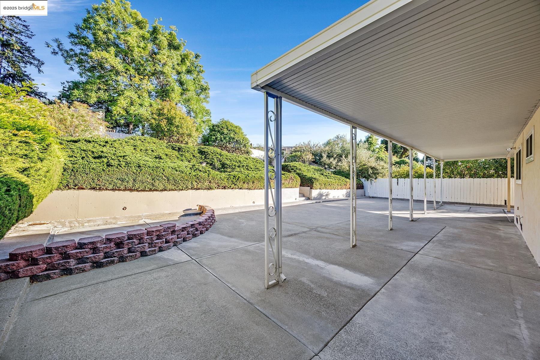 Detail Gallery Image 18 of 49 For 1441 Wallace Ct, Pinole,  CA 94564 - 3 Beds | 2 Baths