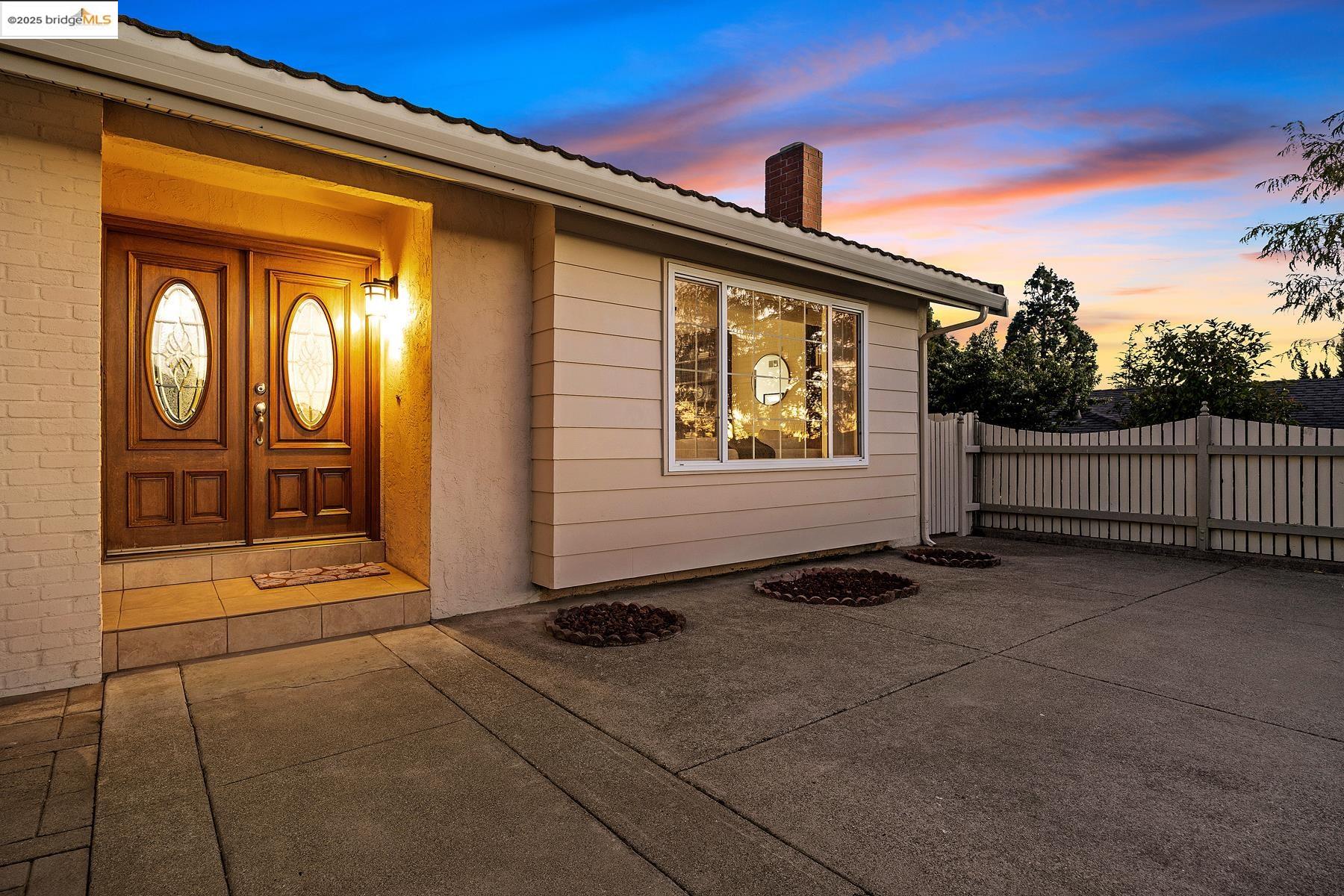 Detail Gallery Image 47 of 49 For 1441 Wallace Ct, Pinole,  CA 94564 - 3 Beds | 2 Baths