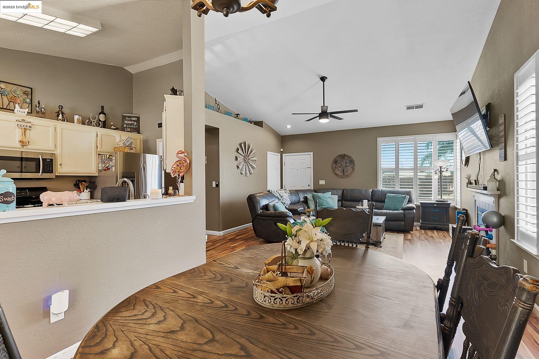Detail Gallery Image 15 of 35 For 1126 Deerpark Rd, Oakley,  CA 94561 - 3 Beds | 2 Baths