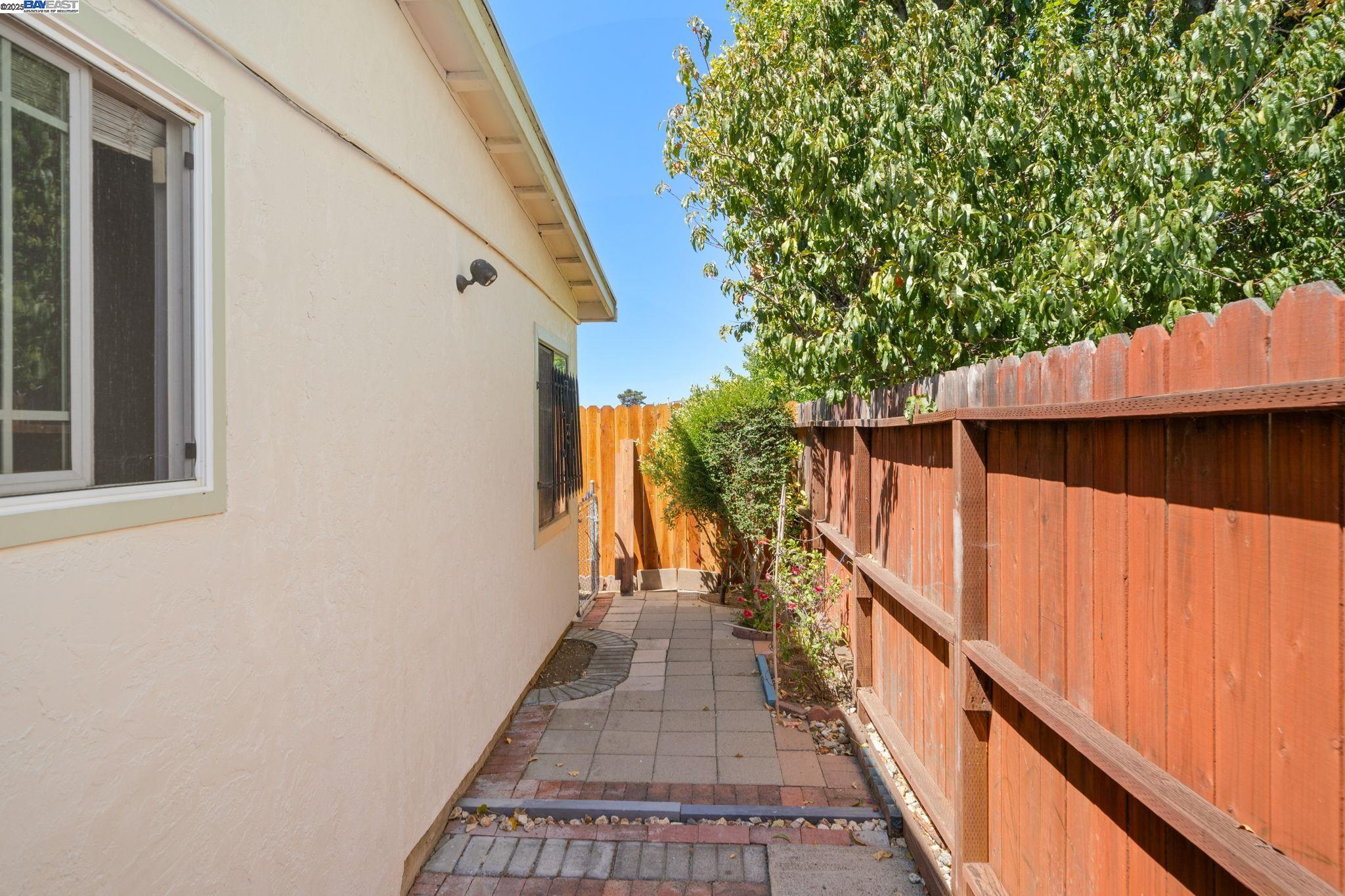 Detail Gallery Image 41 of 49 For 161 Richardson Dr., Vallejo,  CA 94589 - 3 Beds | 2 Baths