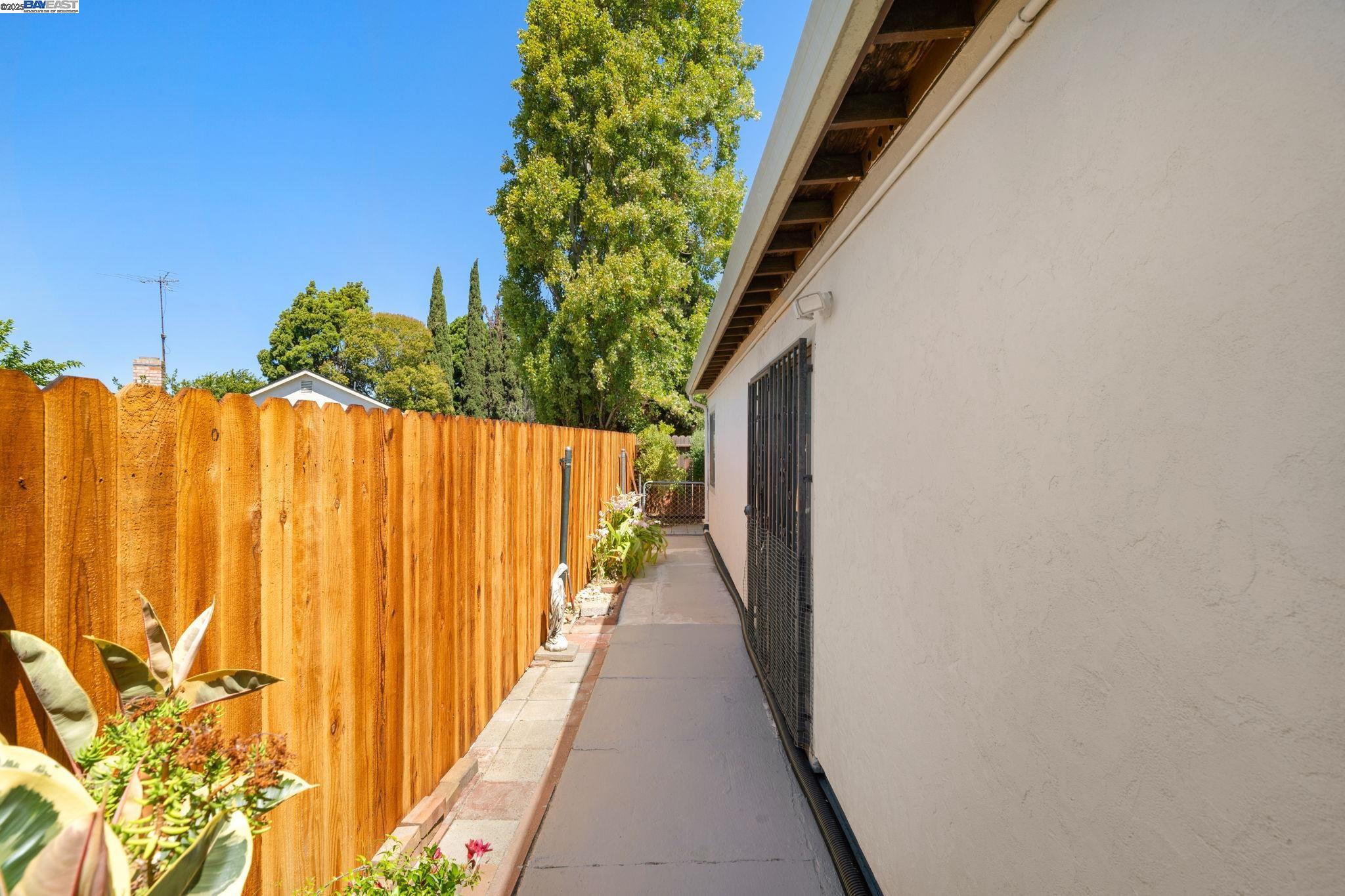 Detail Gallery Image 45 of 49 For 161 Richardson Dr., Vallejo,  CA 94589 - 3 Beds | 2 Baths