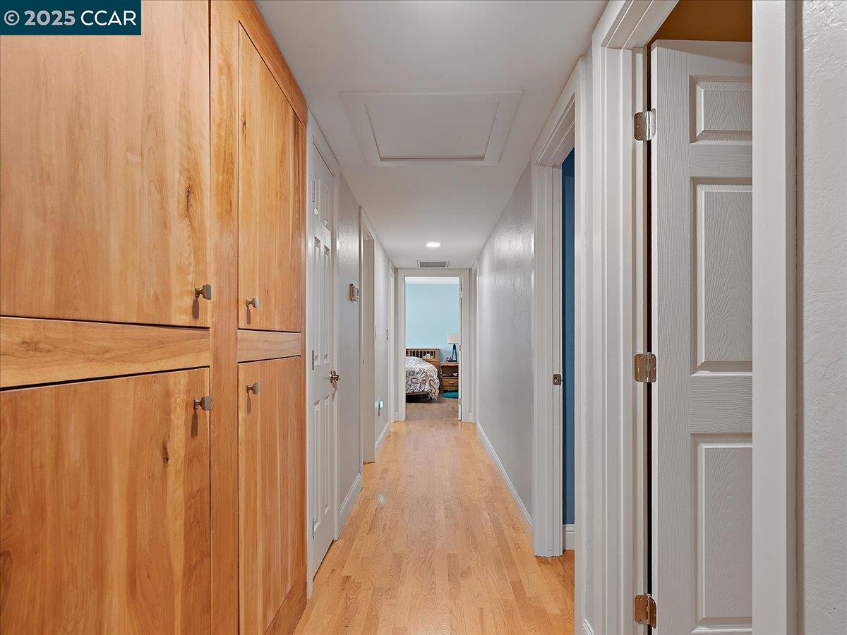 Detail Gallery Image 11 of 21 For 1546 Koch Ln, San Jose,  CA 95125 - 4 Beds | 2/1 Baths
