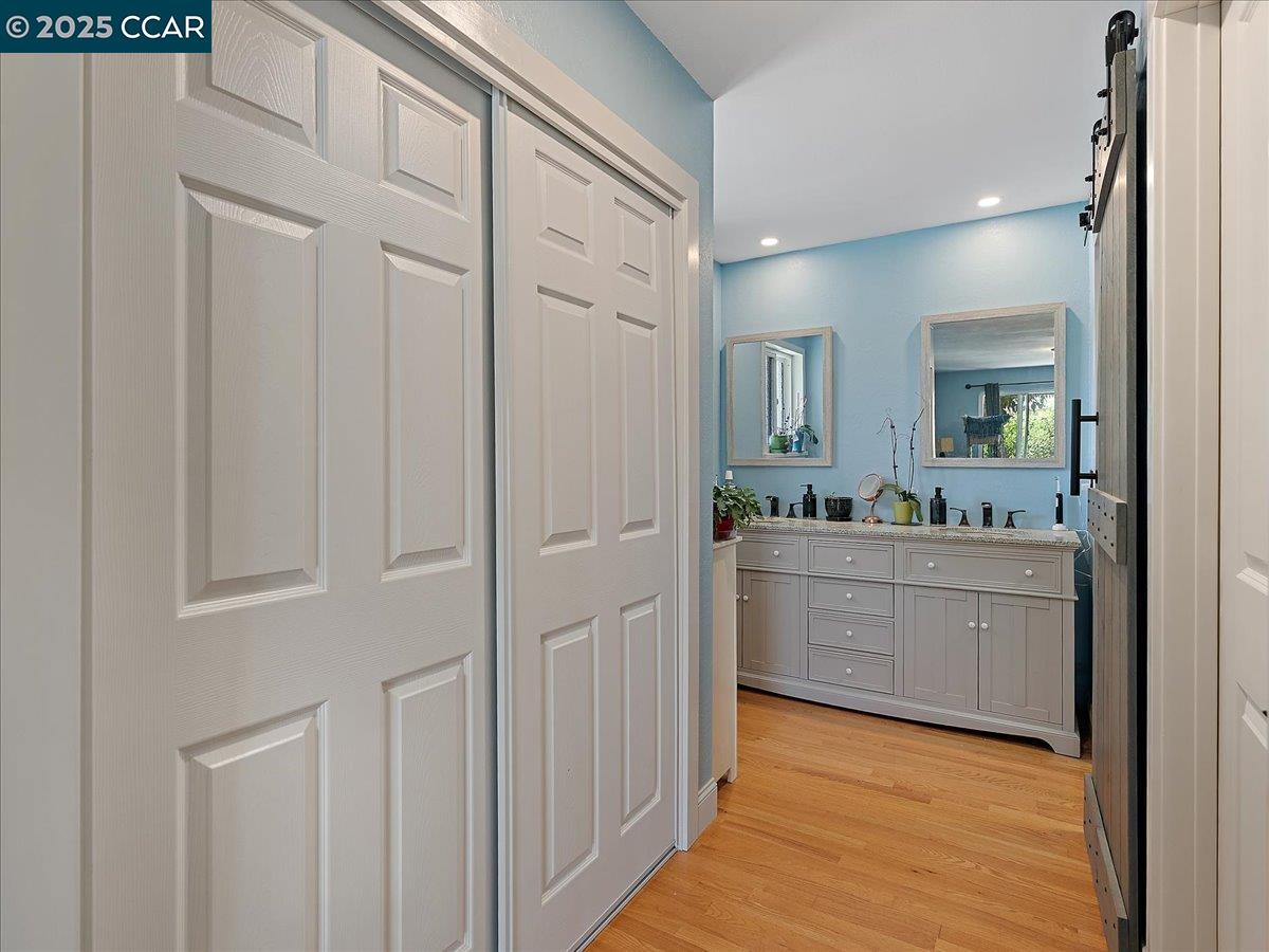 Detail Gallery Image 17 of 21 For 1546 Koch Ln, San Jose,  CA 95125 - 4 Beds | 2/1 Baths
