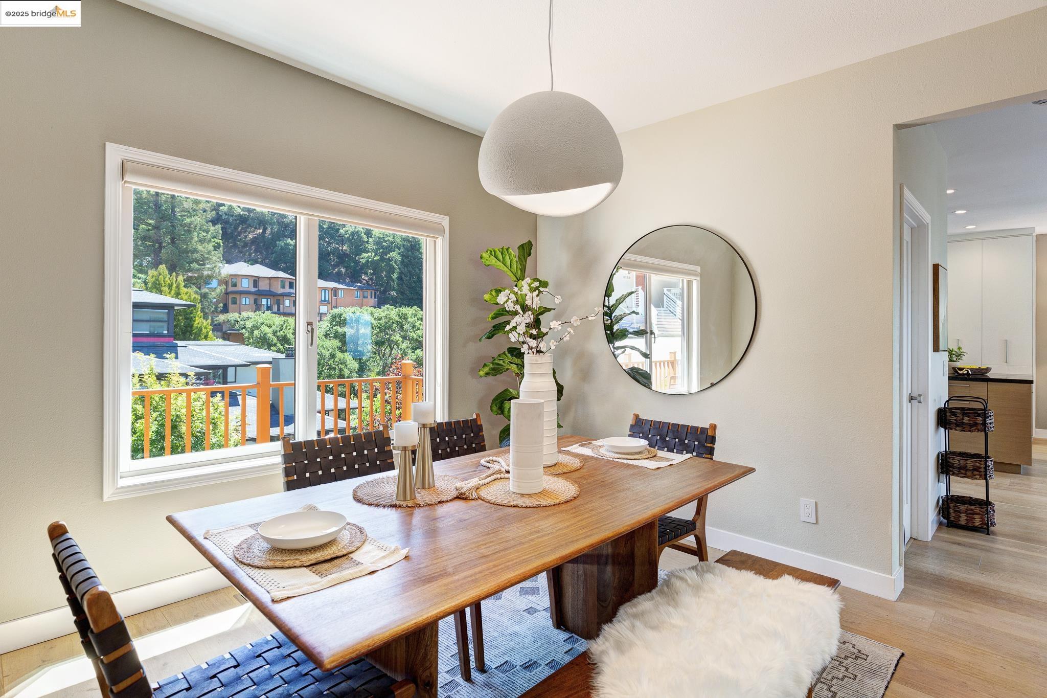 Detail Gallery Image 23 of 60 For 6330 Swainland Rd, Oakland,  CA 94611 - 5 Beds | 3/1 Baths