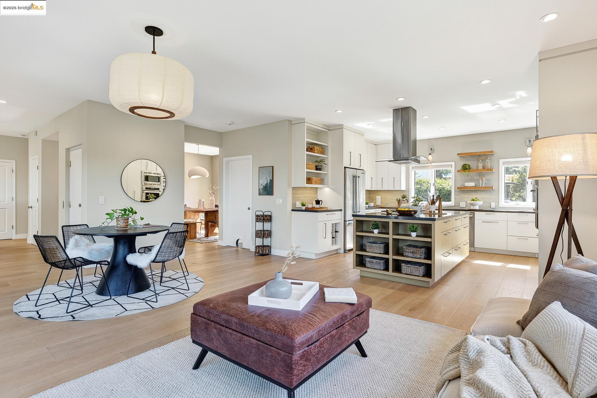 Detail Gallery Image 30 of 60 For 6330 Swainland Rd, Oakland,  CA 94611 - 5 Beds | 3/1 Baths