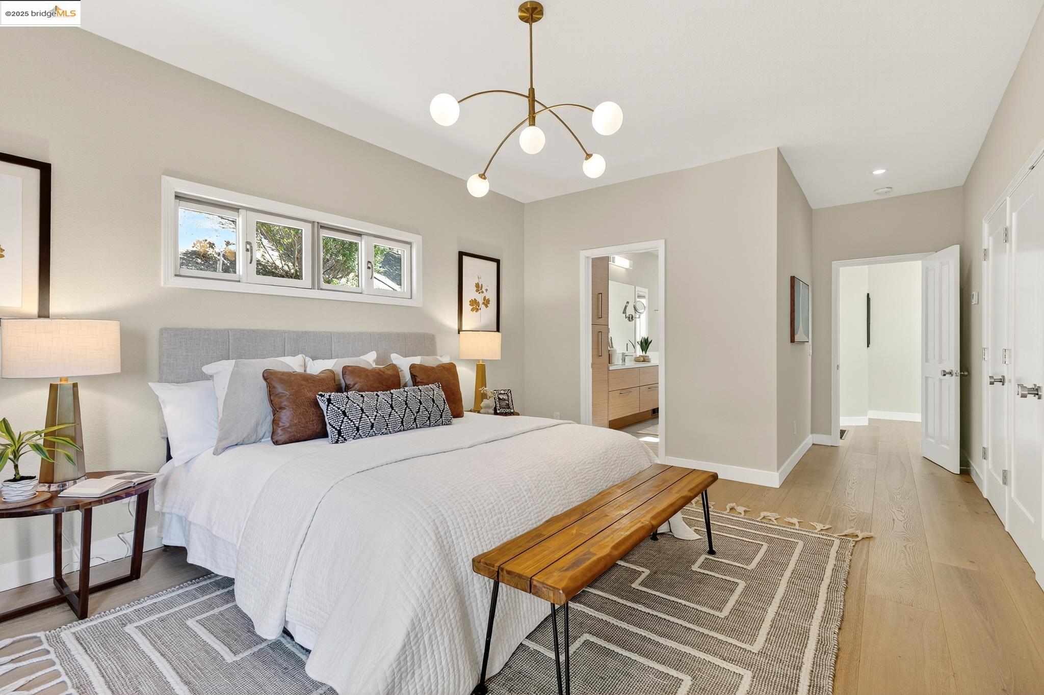 Detail Gallery Image 35 of 60 For 6330 Swainland Rd, Oakland,  CA 94611 - 5 Beds | 3/1 Baths