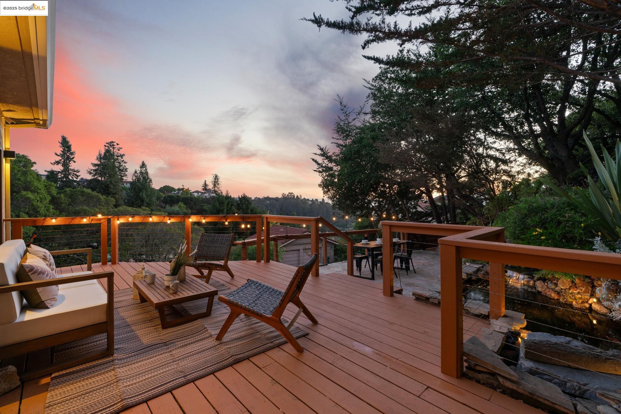 Detail Gallery Image 8 of 60 For 6330 Swainland Rd, Oakland,  CA 94611 - 5 Beds | 3/1 Baths