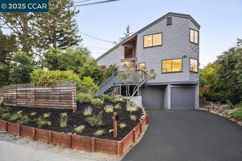 Front Image Thumbnail for CC41109153