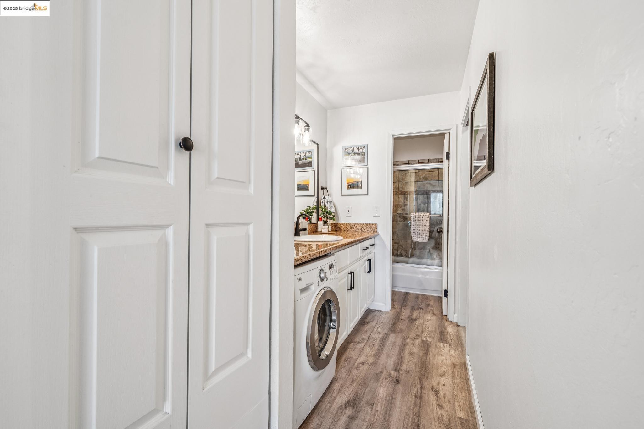 Detail Gallery Image 16 of 26 For 85 Vernon St #305,  Oakland,  CA 94610 - 1 Beds | 1 Baths