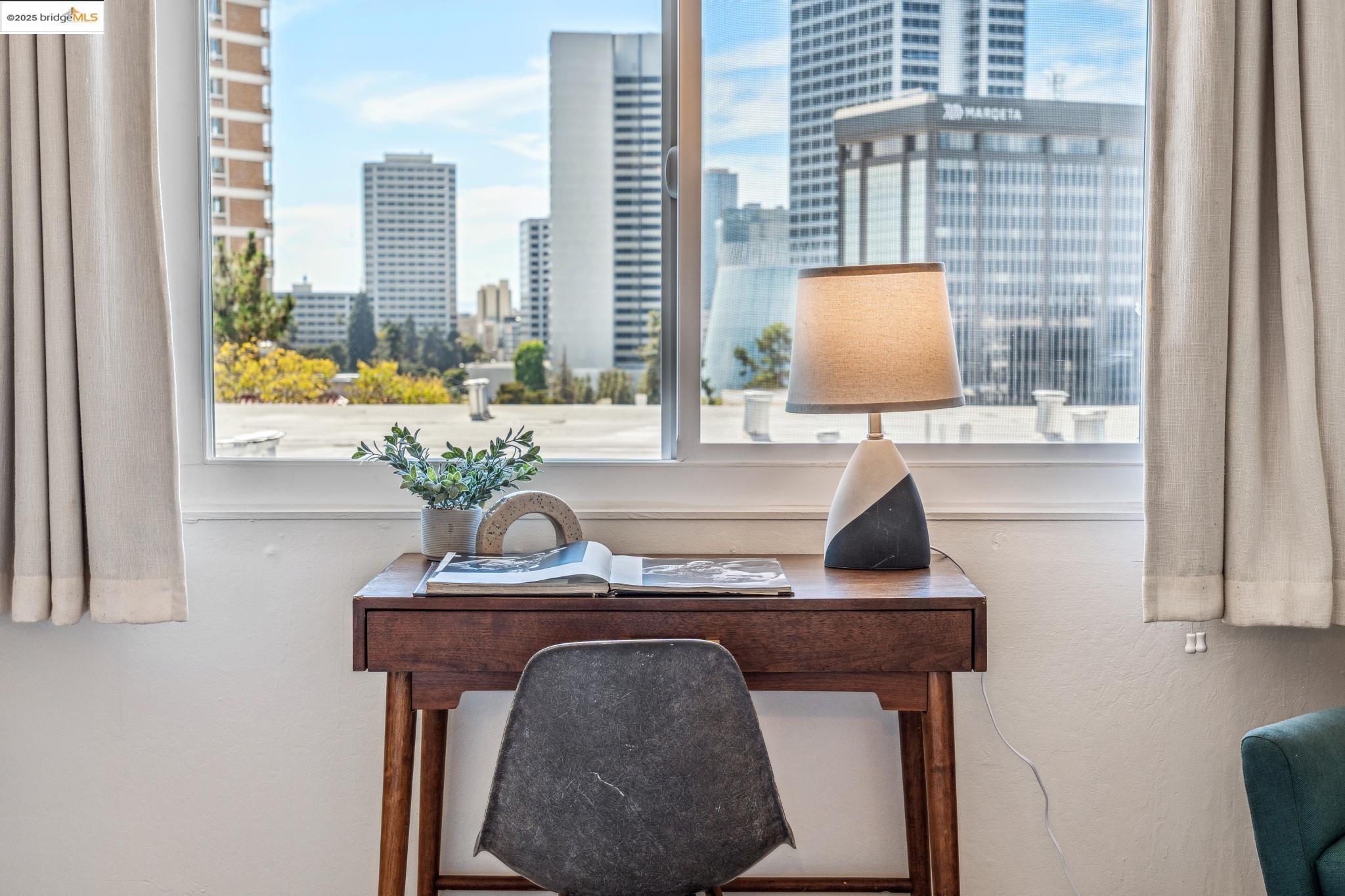 Detail Gallery Image 20 of 26 For 85 Vernon St #305,  Oakland,  CA 94610 - 1 Beds | 1 Baths