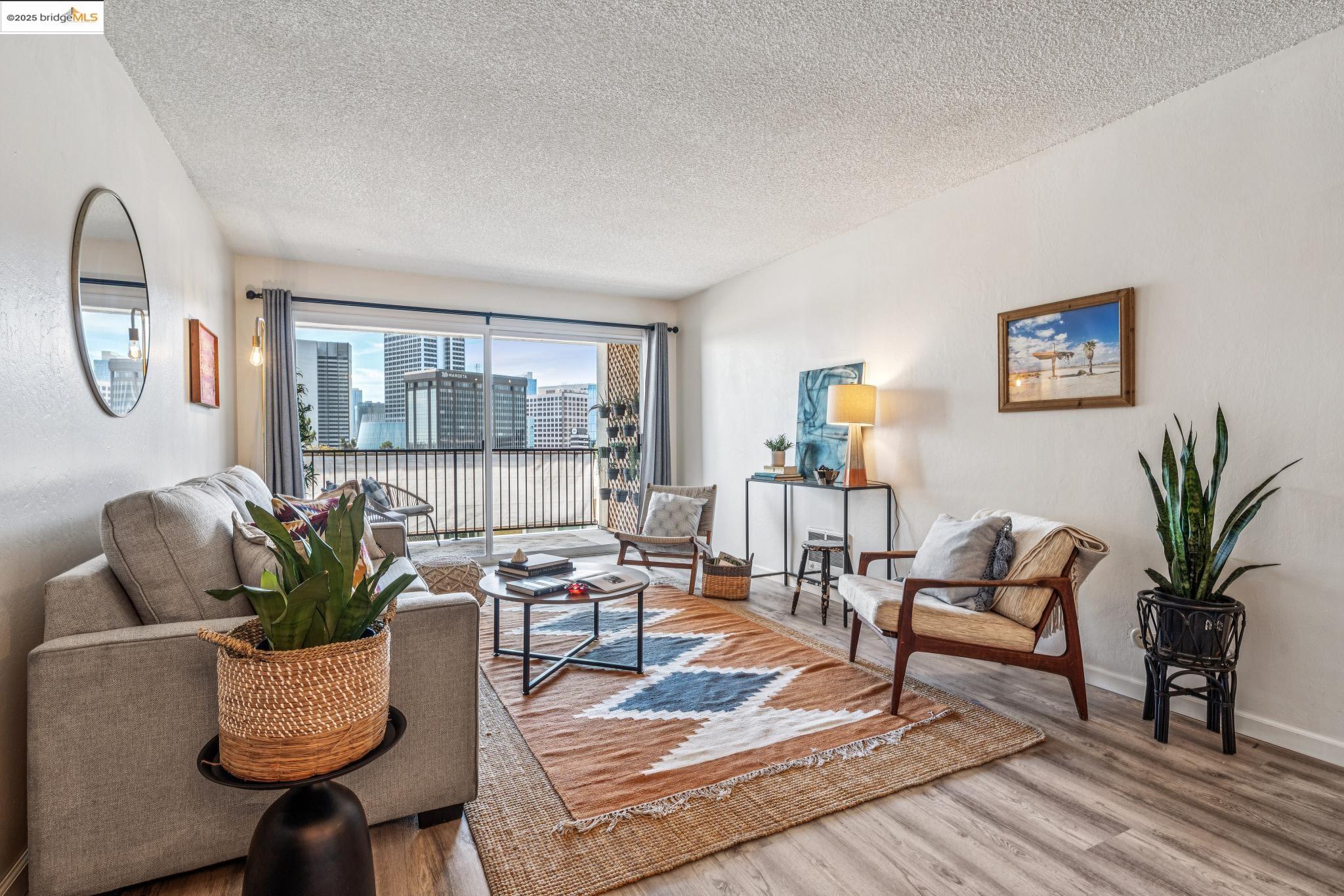 Detail Gallery Image 6 of 26 For 85 Vernon St #305,  Oakland,  CA 94610 - 1 Beds | 1 Baths