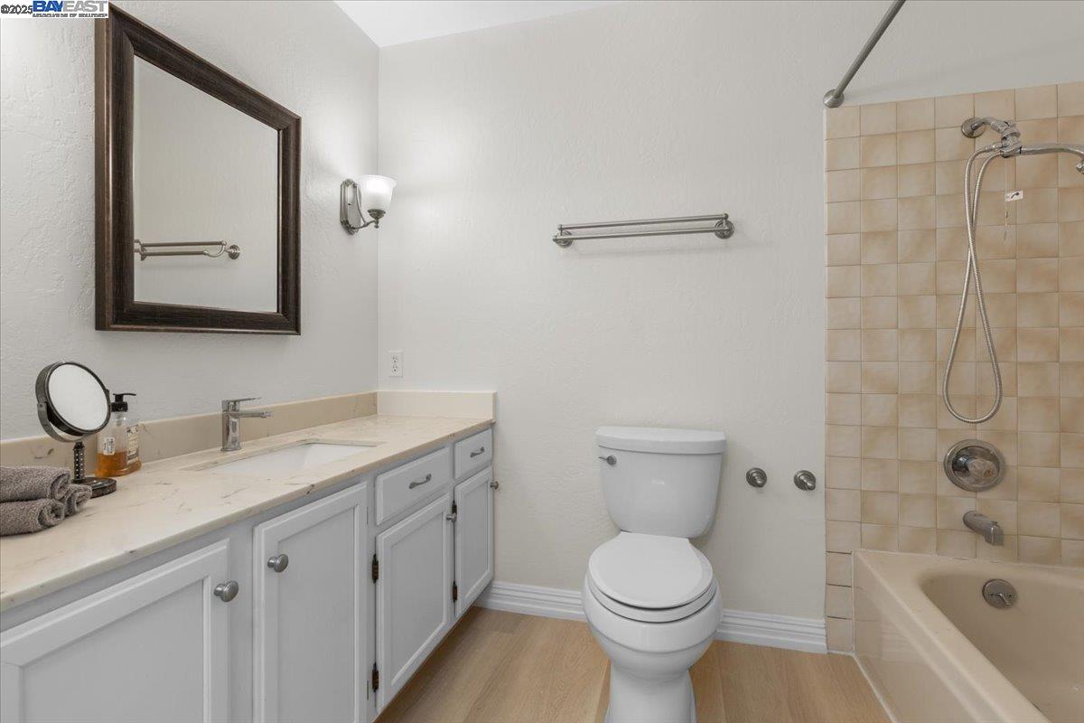 Detail Gallery Image 22 of 47 For 236 Tangerine Ct, San Ramon,  CA 94583 - 2 Beds | 2 Baths