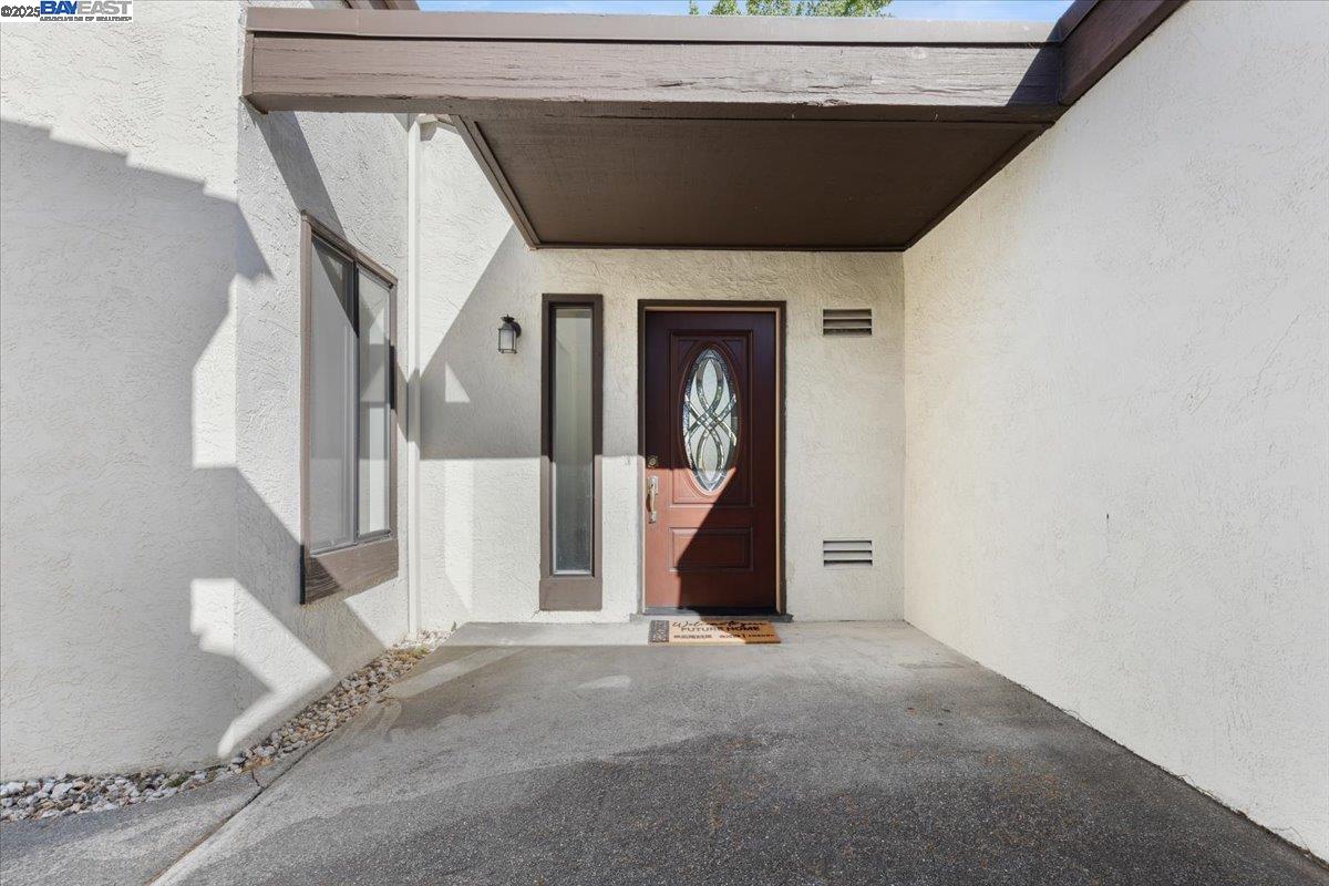 Detail Gallery Image 5 of 47 For 236 Tangerine Ct, San Ramon,  CA 94583 - 2 Beds | 2 Baths