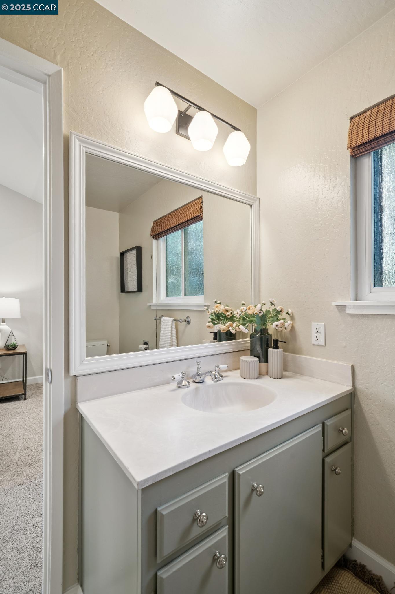 Detail Gallery Image 33 of 48 For 2162 Hillside Ave, Walnut Creek,  CA 94597 - 2 Beds | 2 Baths
