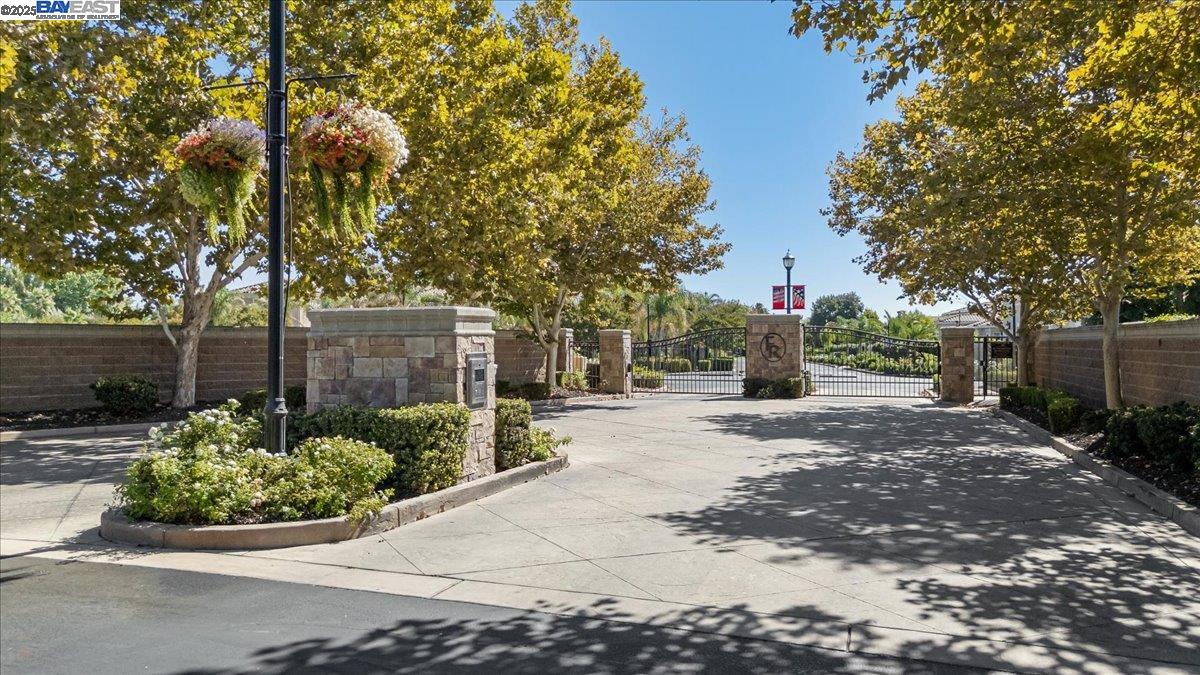 Detail Gallery Image 2 of 20 For 8485 Ranch Rd, Tracy,  CA 95304 - – Beds | – Baths