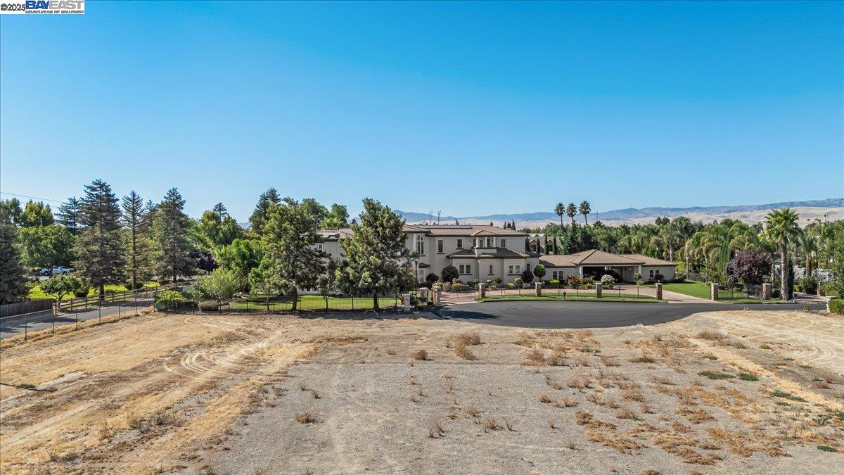Detail Gallery Image 7 of 21 For 8485 Ranch Rd, Tracy,  CA 95304 - – Beds | – Baths
