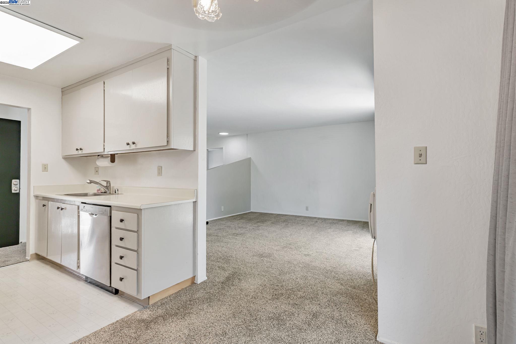 Detail Gallery Image 17 of 42 For 8975 Alcosta Blvd #104,  San Ramon,  CA 94583 - 2 Beds | 1 Baths