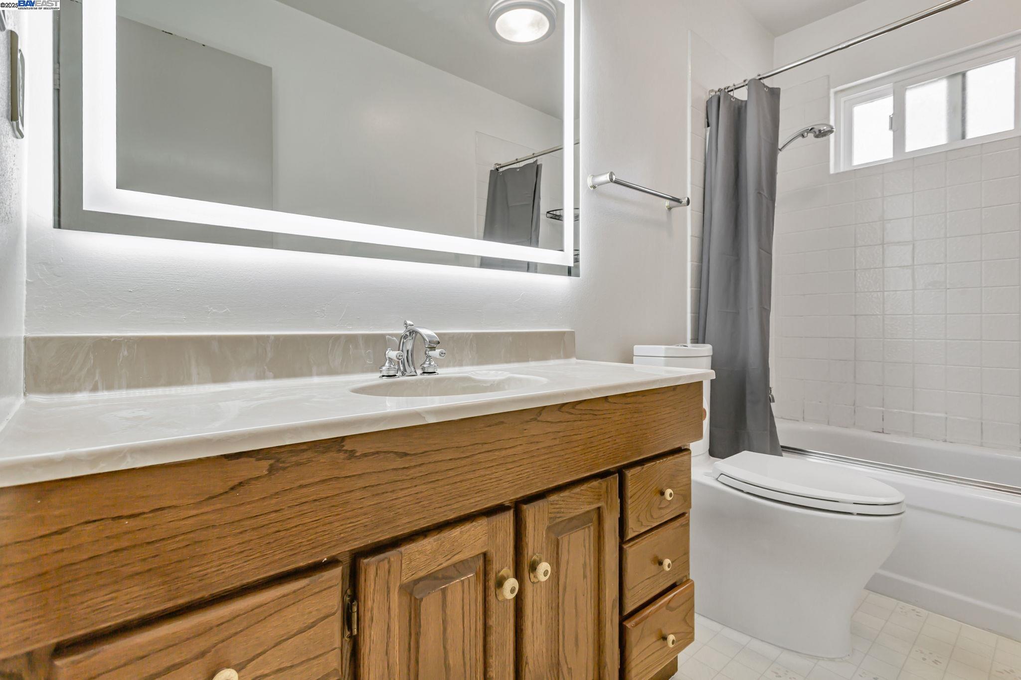 Detail Gallery Image 21 of 42 For 8975 Alcosta Blvd #104,  San Ramon,  CA 94583 - 2 Beds | 1 Baths