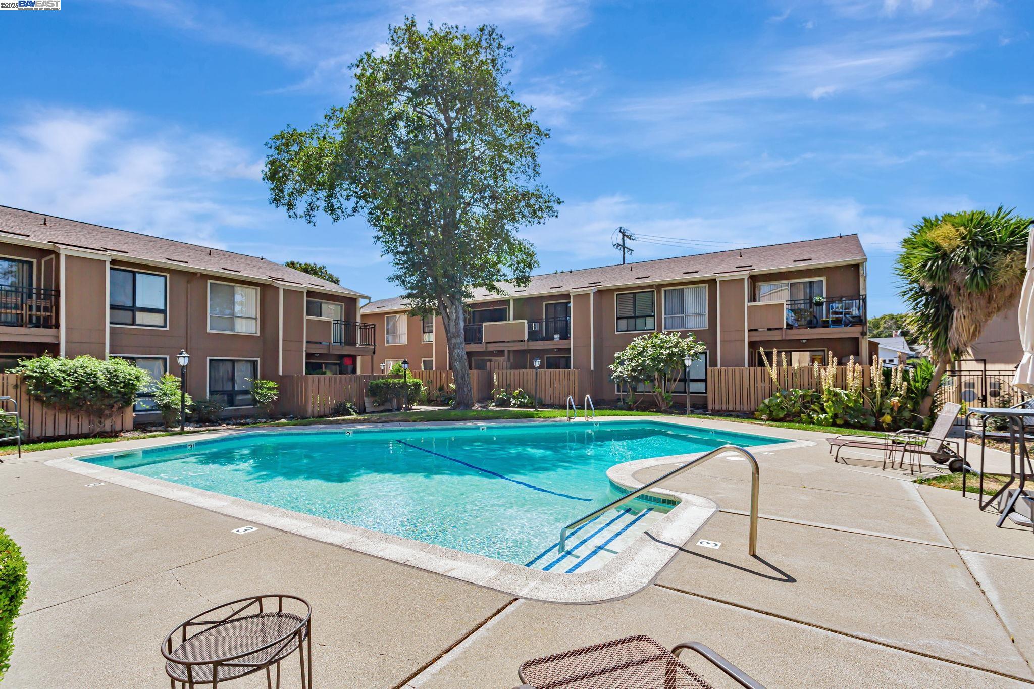 Detail Gallery Image 29 of 42 For 8975 Alcosta Blvd #104,  San Ramon,  CA 94583 - 2 Beds | 1 Baths